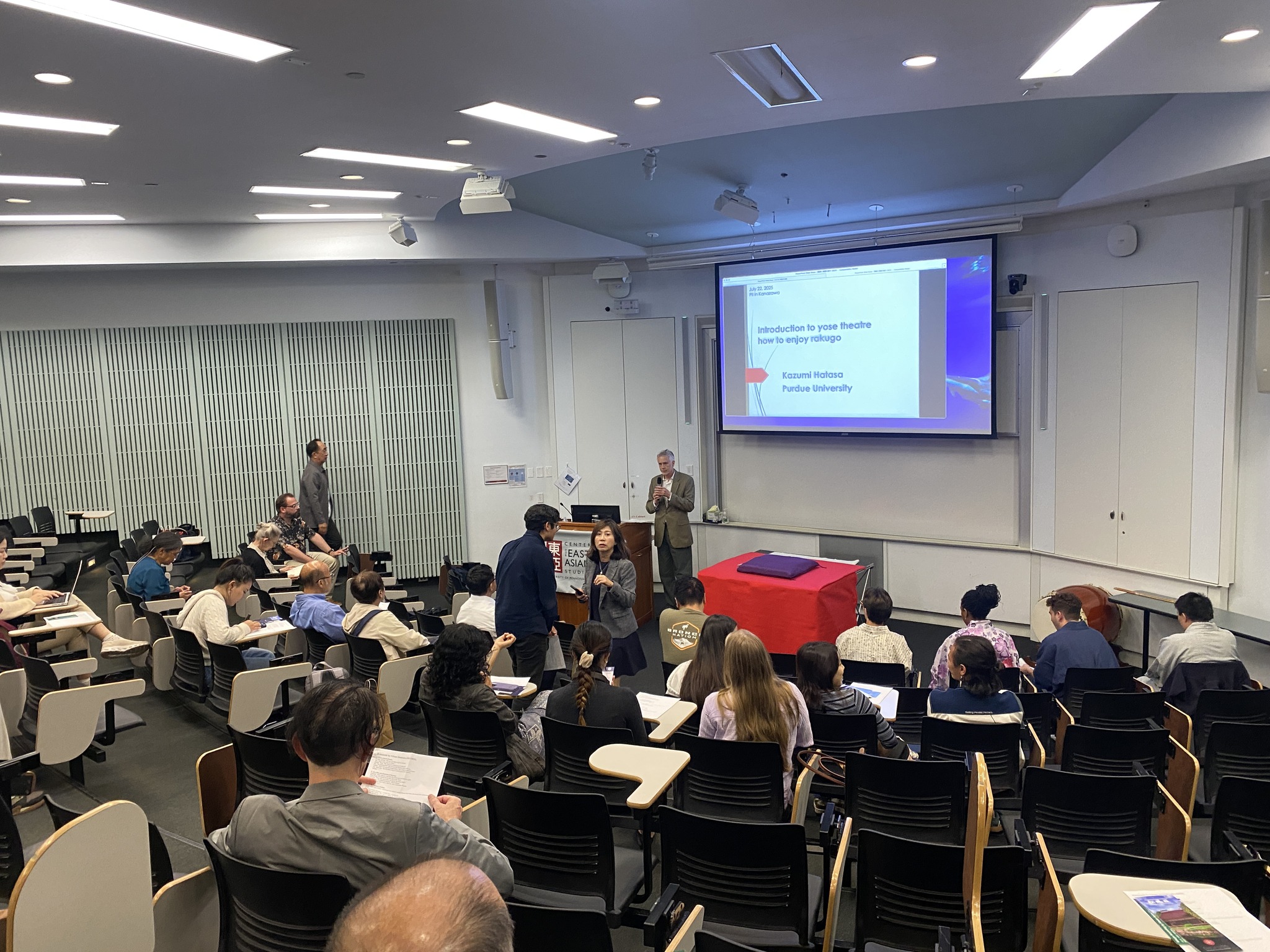 UPenn Japanese Language Program | 10月初旬、日本から柳亭左龍師匠とパデュー大学の畑佐一味先生をお迎えして ...