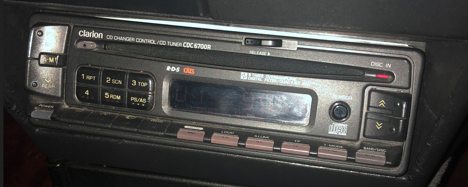 IN SEARCH OF ---Clarion cdc5000+985mx