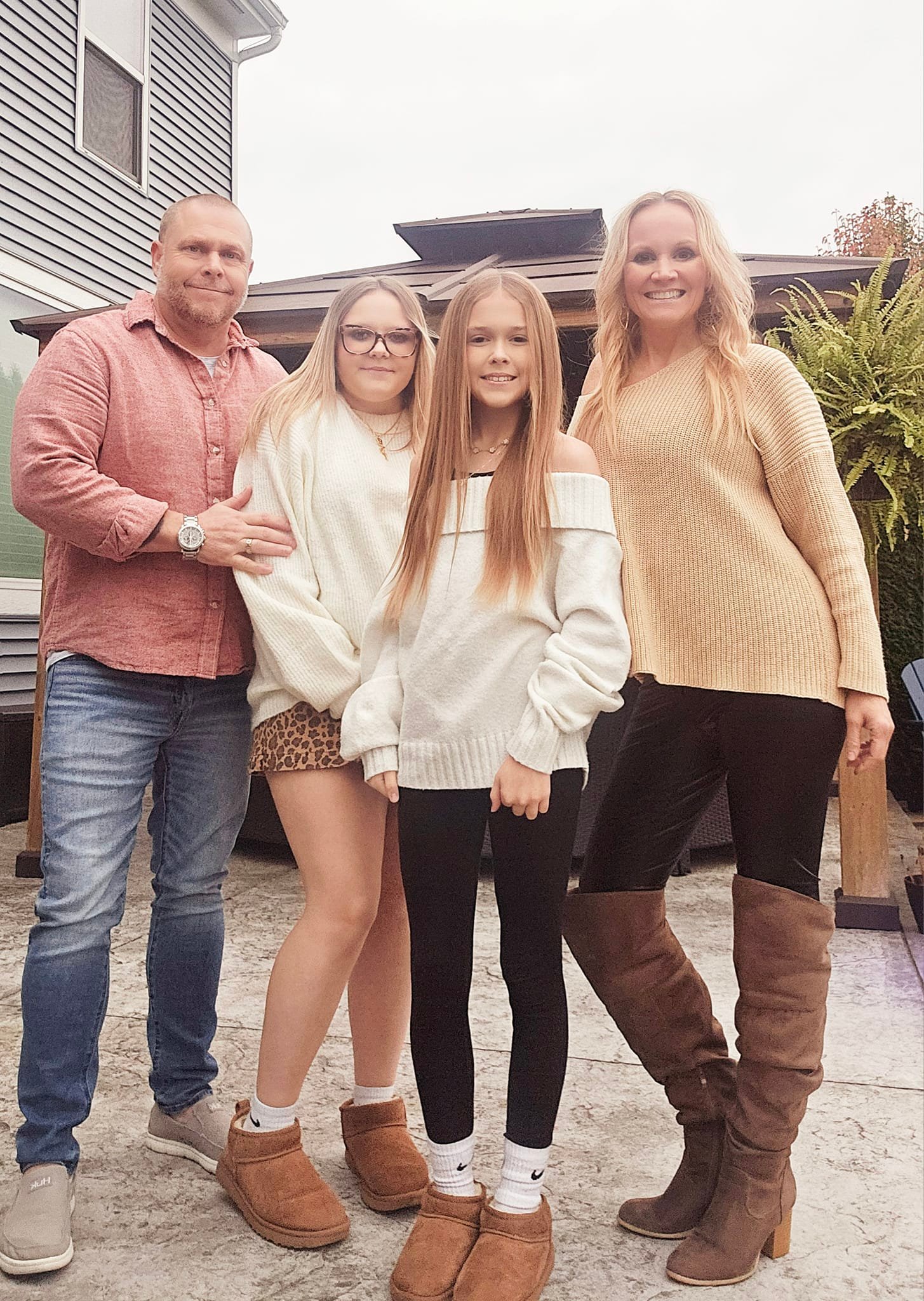 Renee Crumrine (@rlambrightcrumrine) • Facebook, Connect with friends