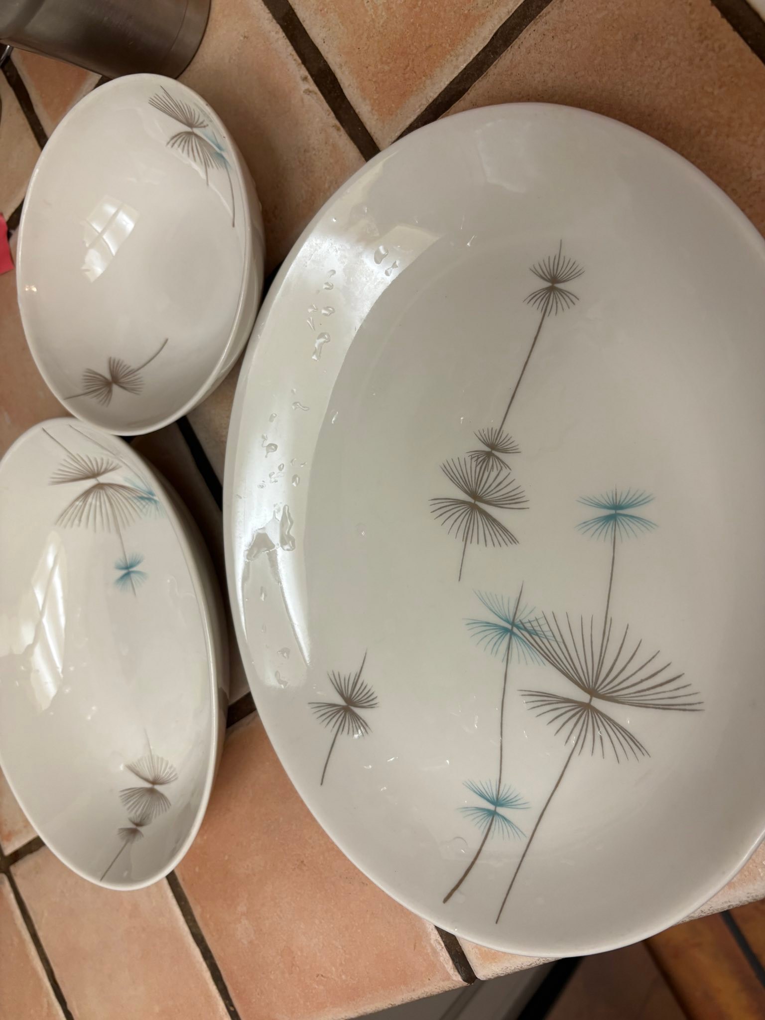 What is the value of vintage Kokura Ware Japan Lido and Caribe