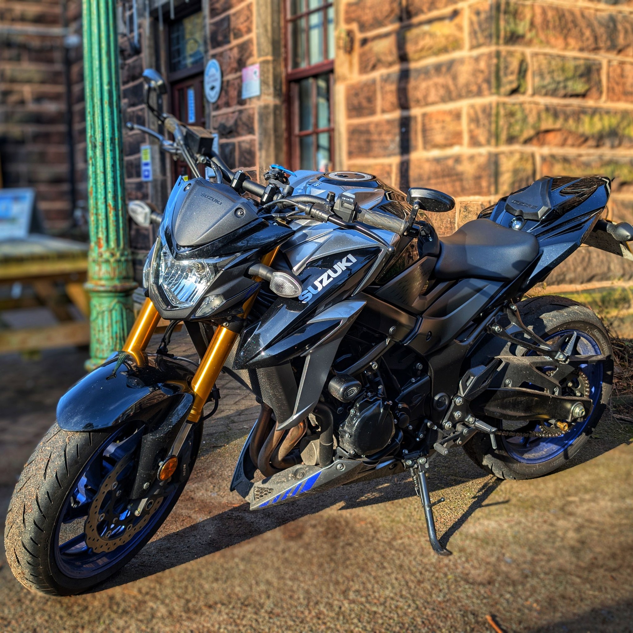 Still loving my Suzuki GSXS750 after 3 years