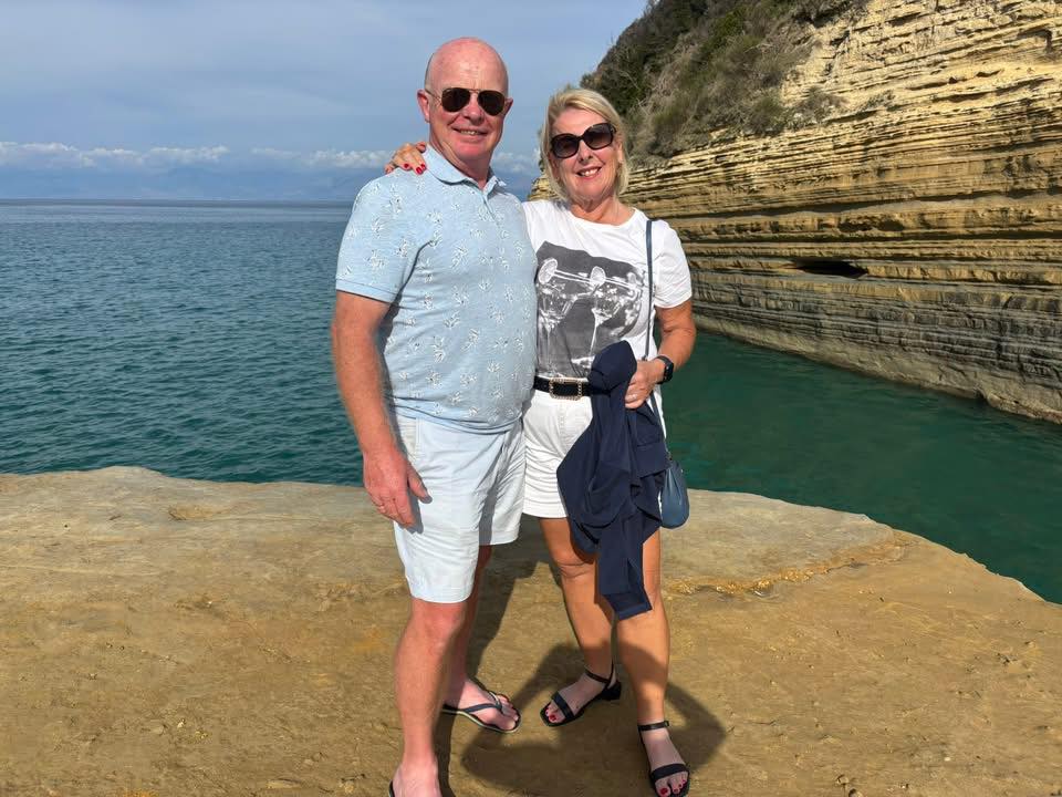 Neil Reeves (@neil.reeves.750) • Facebook, Connect with friends
