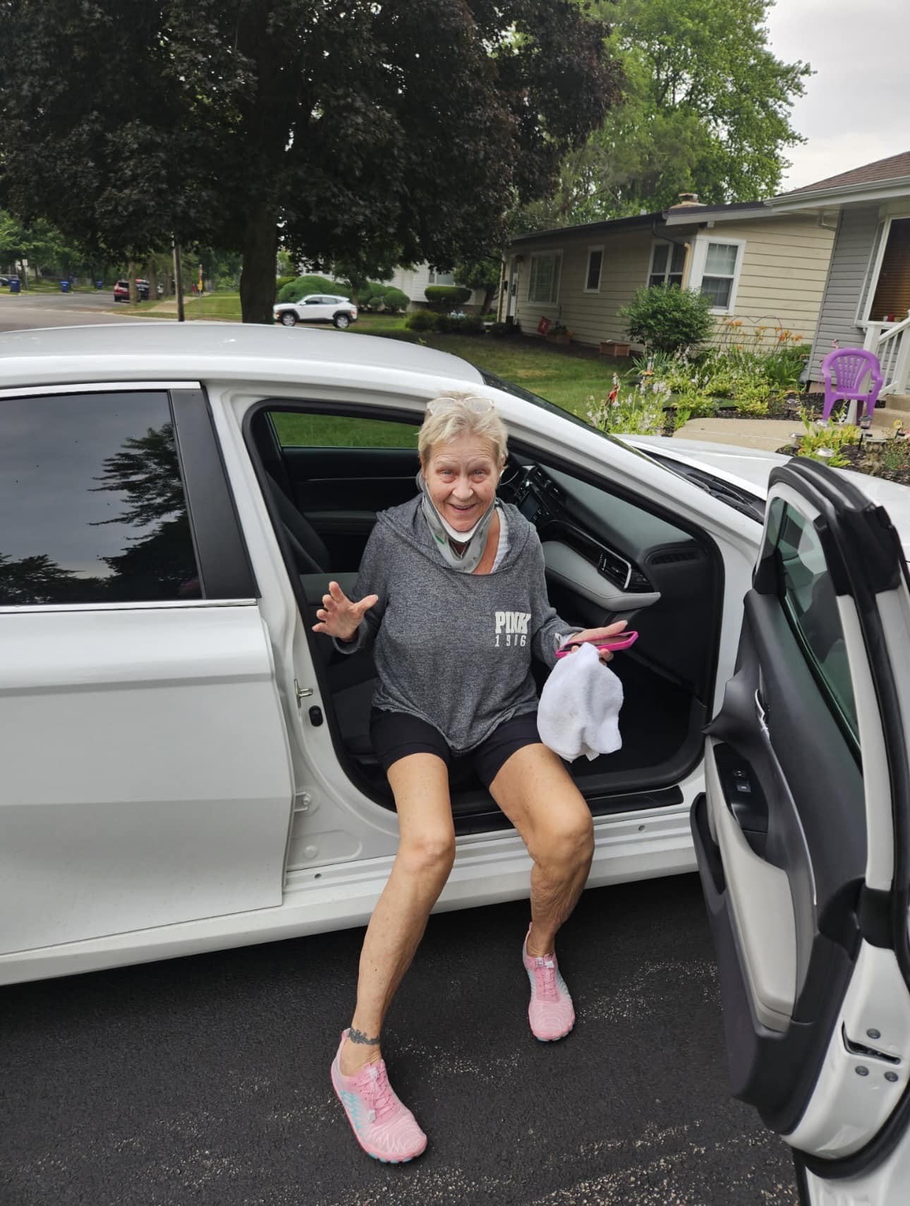 Courtnee - Sheeees home…. AGAIN 😂. Hopefully for good this time 😂 Heidi ...