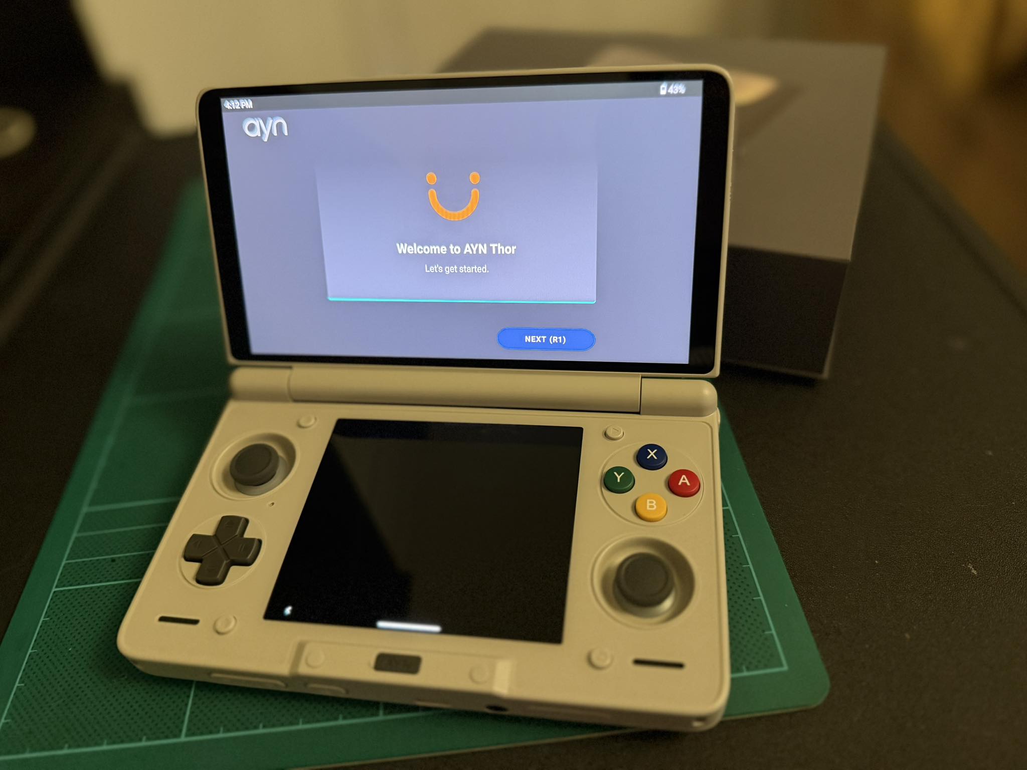 AYN Thor Pro Rainbow Edition unveiled
