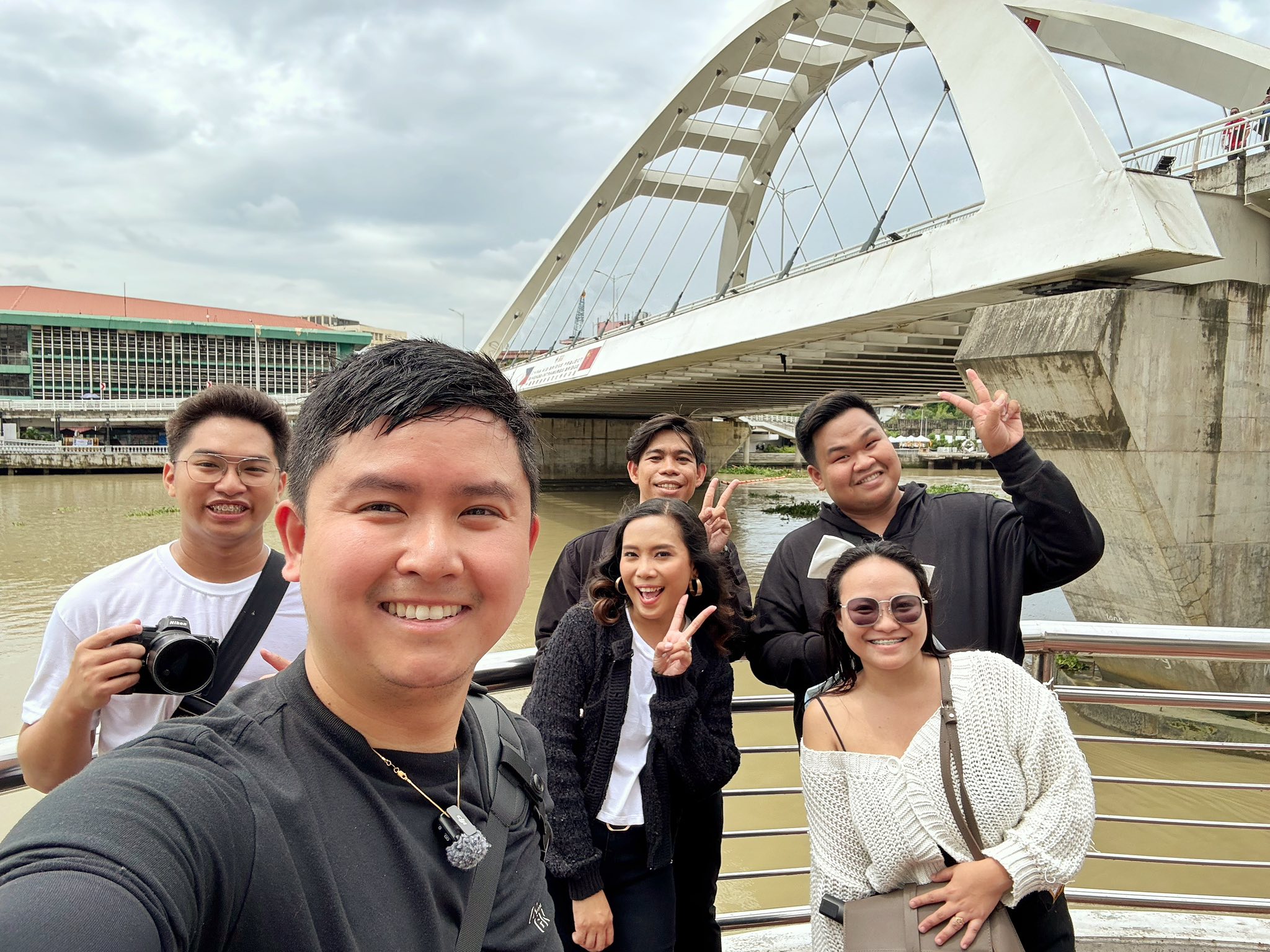 Paul Reyes - Its a wrap, Binondo Prenup Shoot!!! Sakto!... | Facebook