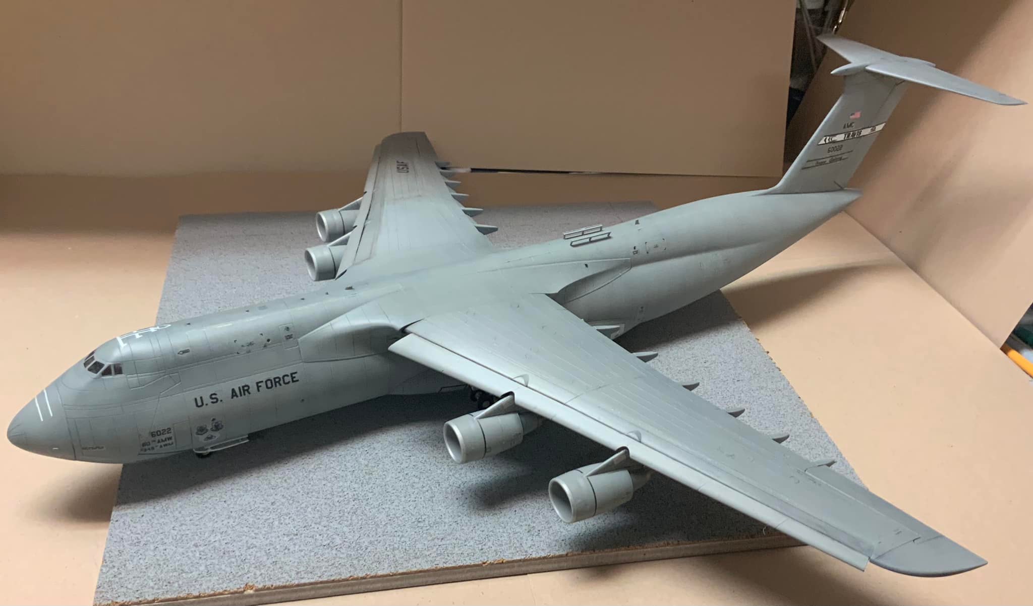 Finished Roden 1:144 C-5M Super Galaxy model kit