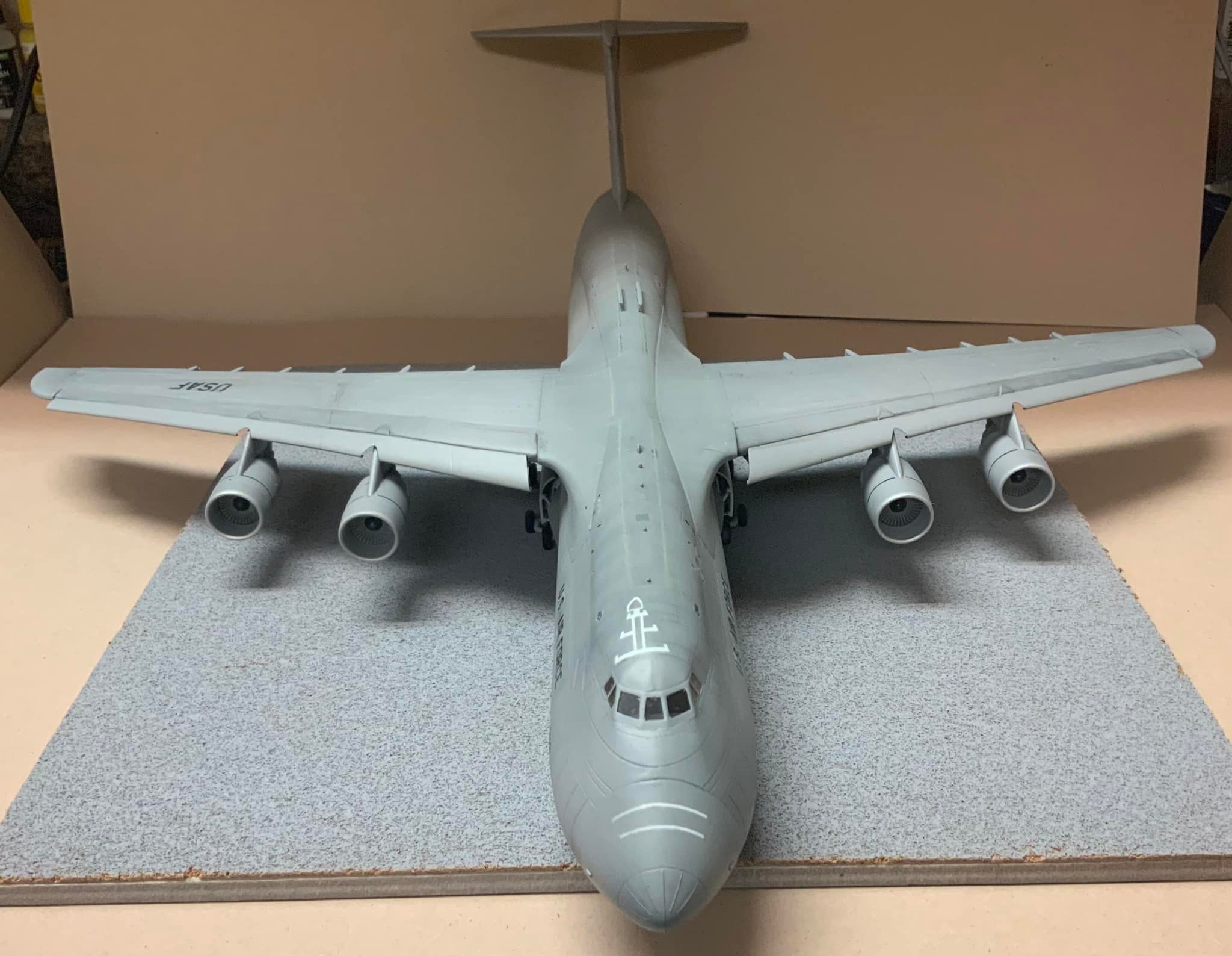 Finished Roden 1:144 C-5M Super Galaxy model kit