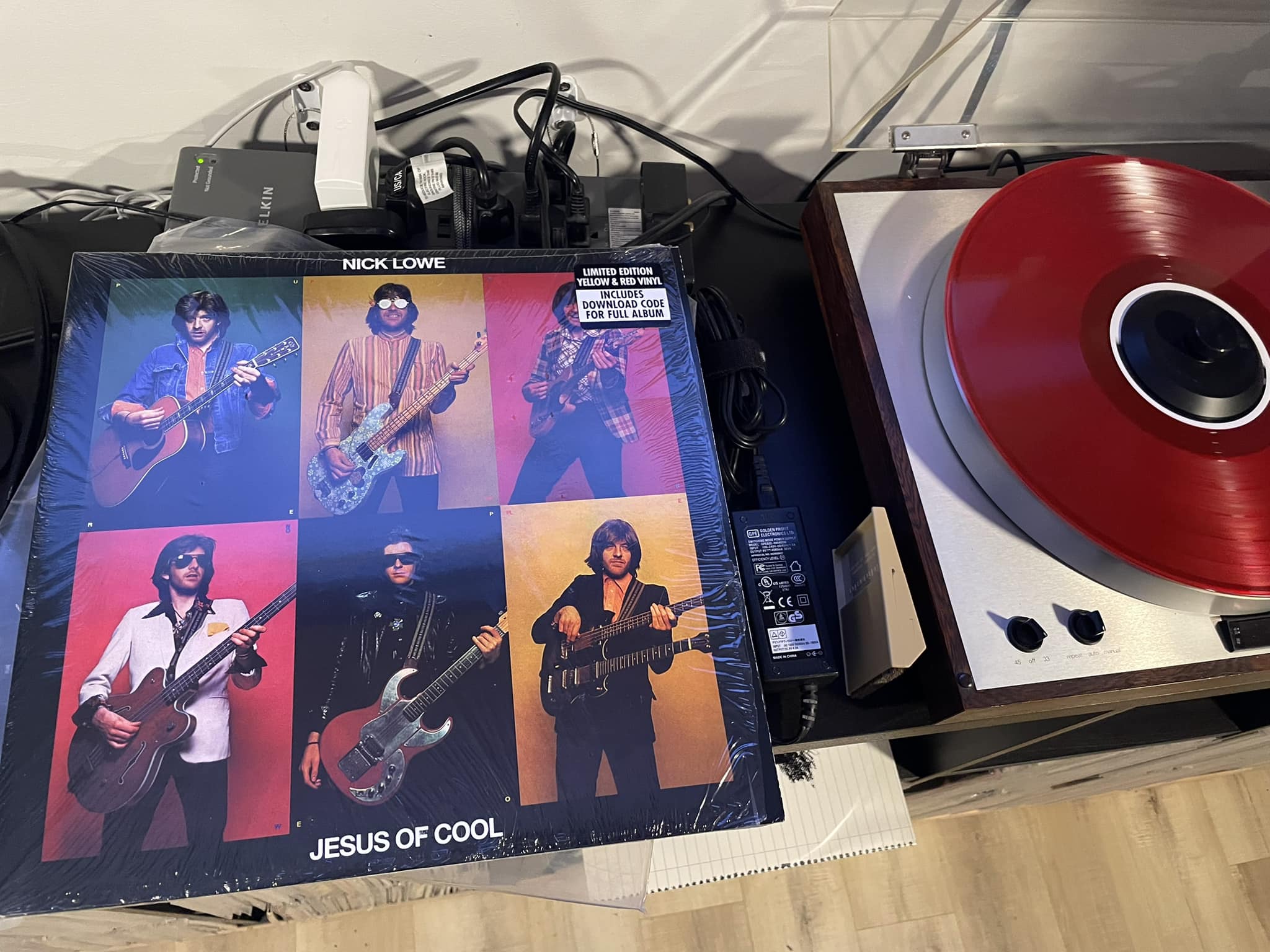 This is the 2 LP reissue released on Yep Roc Records in 2008