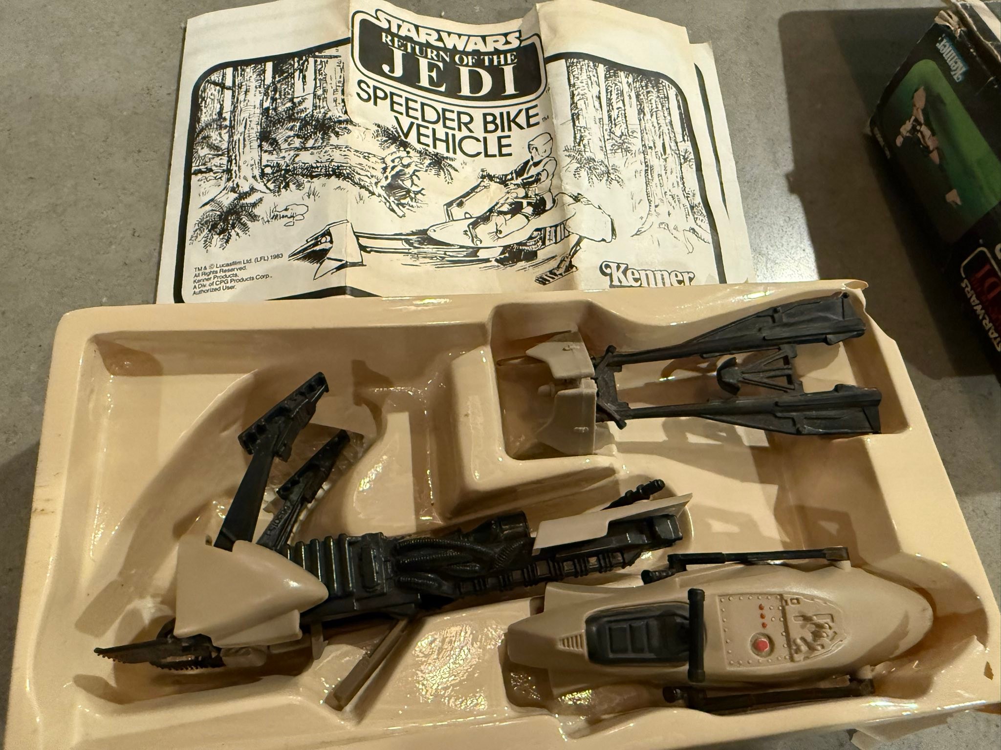 Up for sale Vintage 1983 Star Wars Speeder Bike Complete With Box