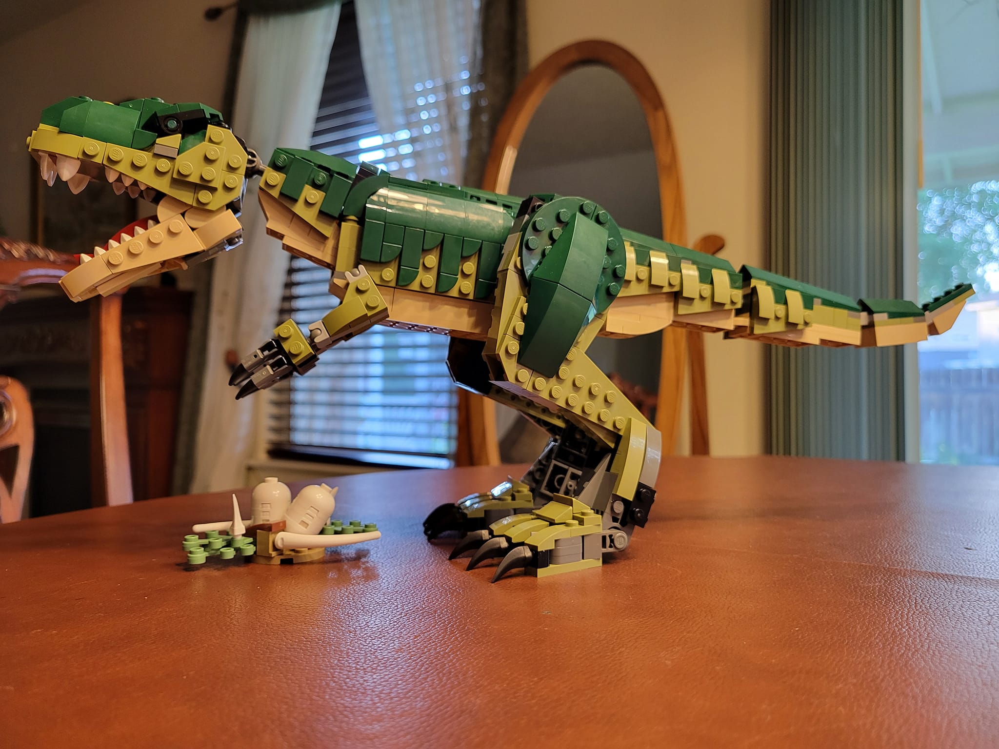 Lego Creator 3-1 dinosaur set 31151 review
