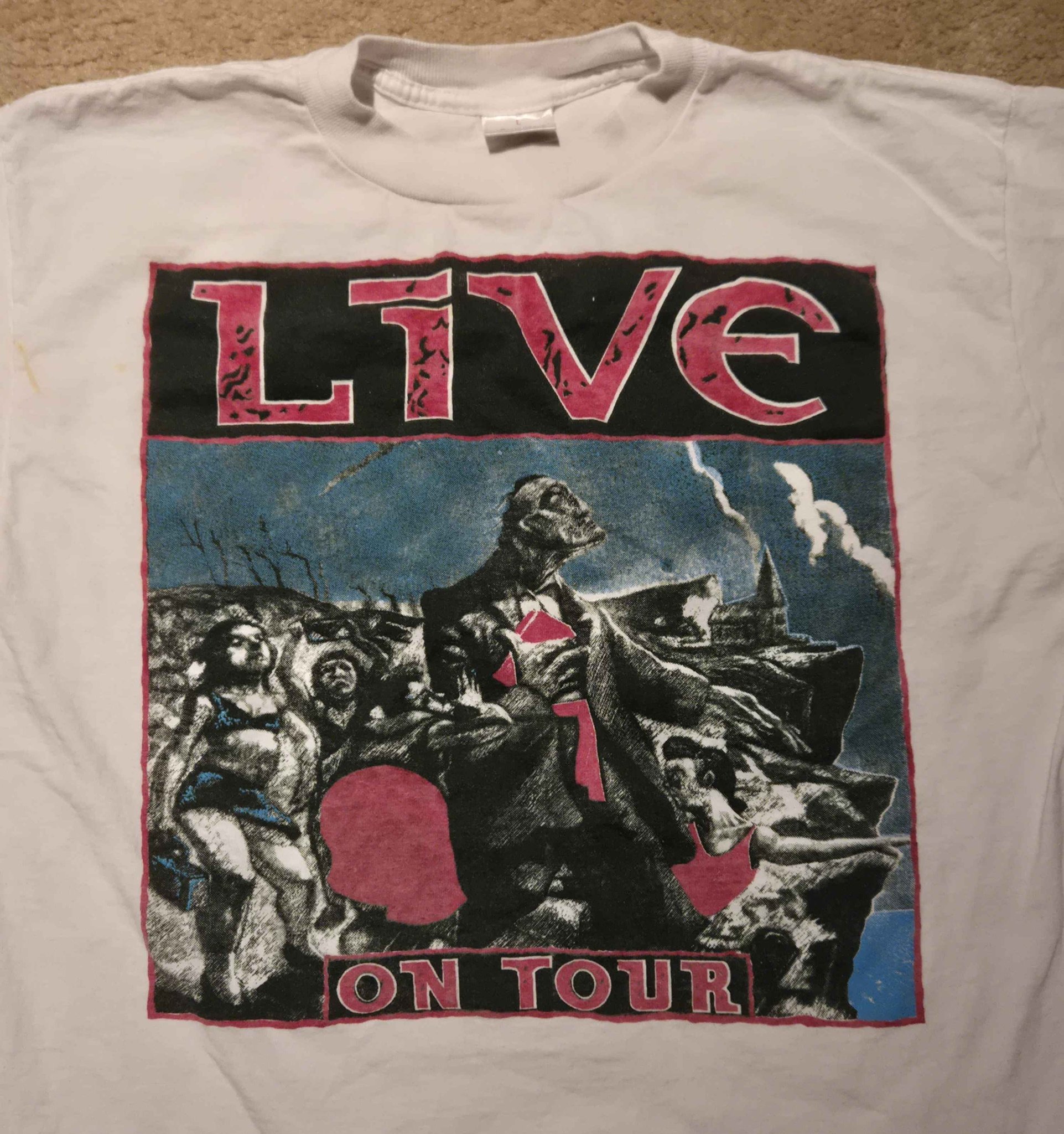 Vintage 90s Live the Band Throwing Copper Band T-Shirt. Size Large 