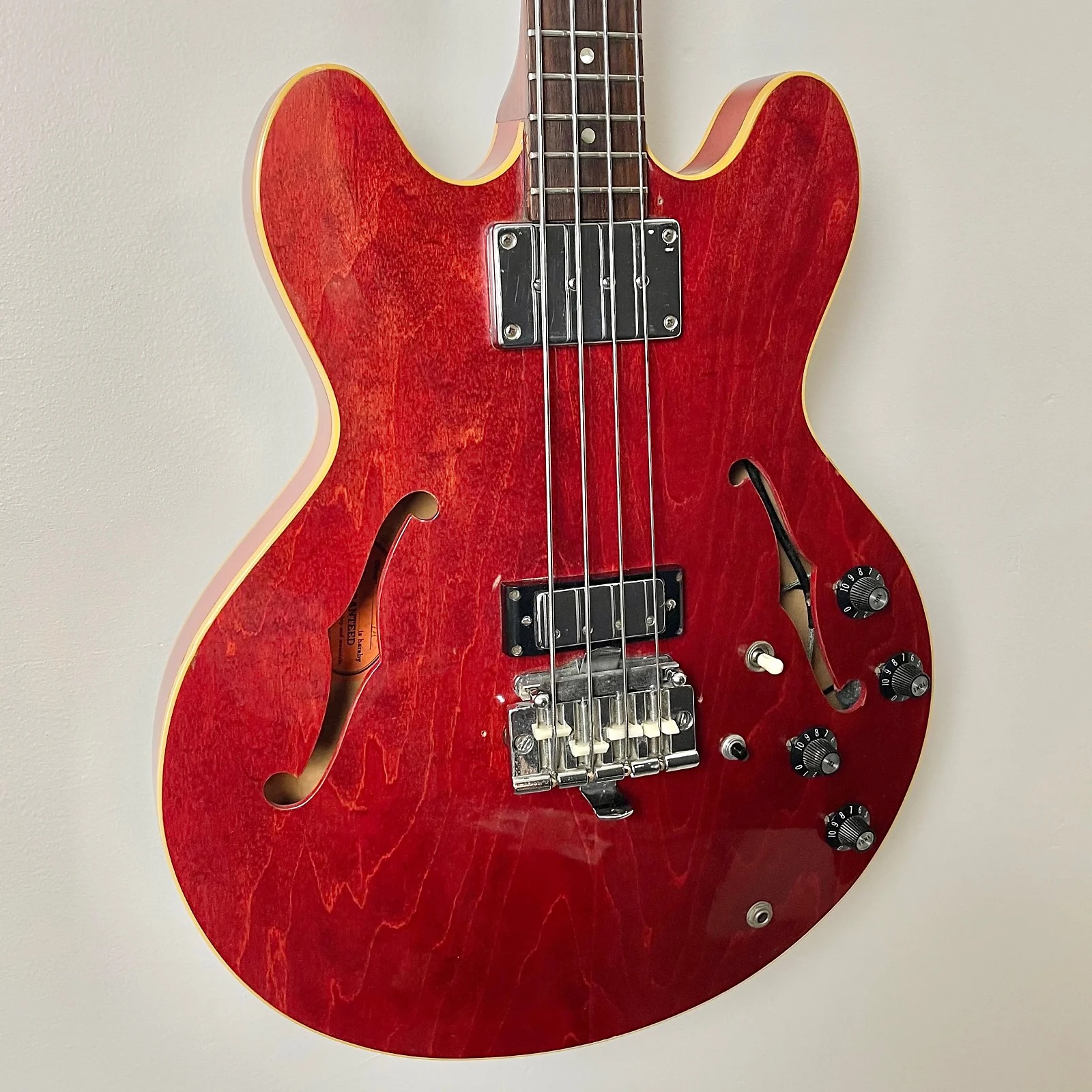 1990 Epiphone EB2 Bass Guitar with 60s Thump Sound