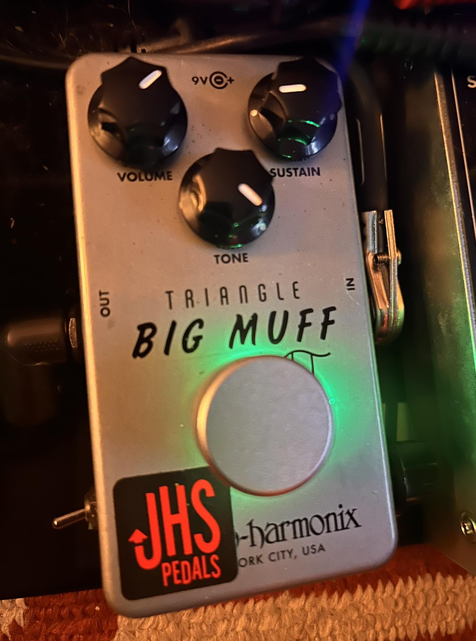 JHS Pedals Triangle Muff Illuminati Mod mqdefault.jpg