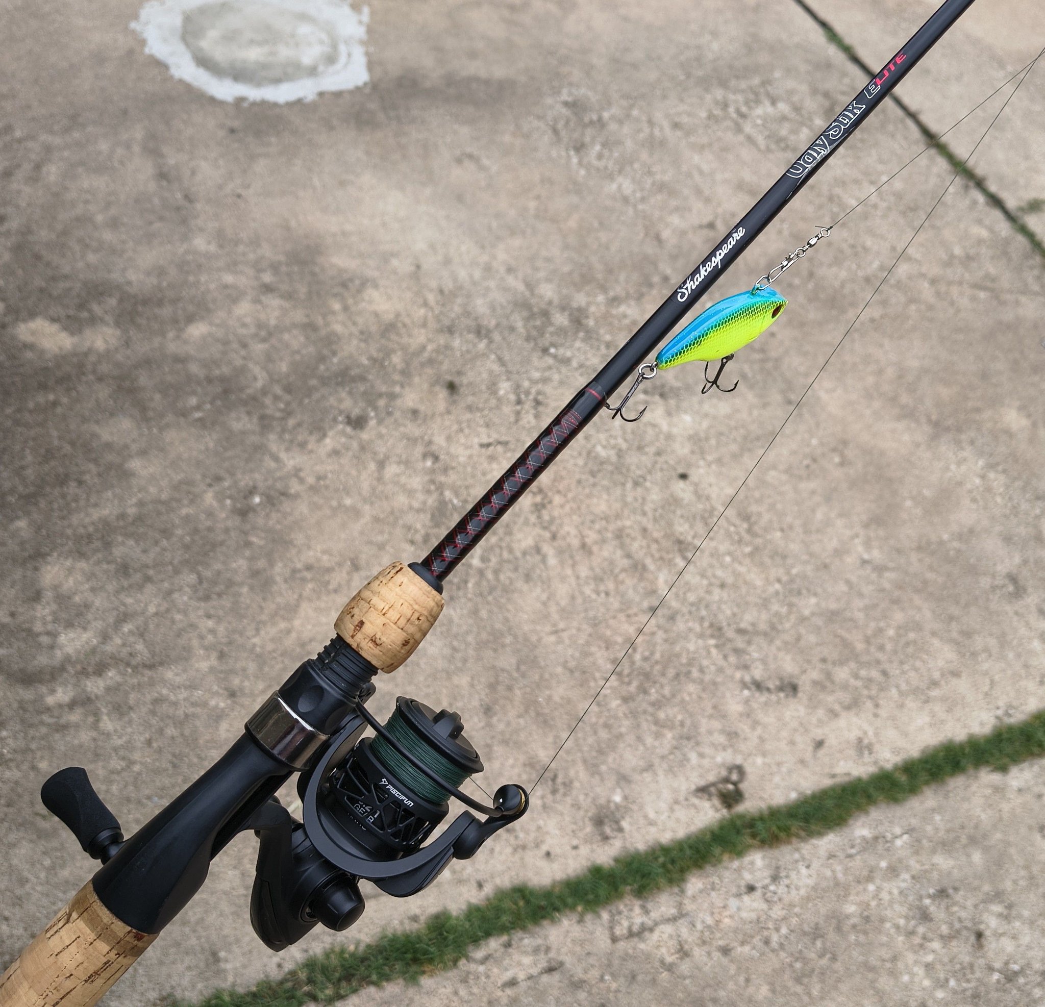 best surf fishing reel combo Carbon - 10'2'' Medium Heavy Size:6'6 Medium Heavy Right Hand Blue in actions for surf color-go-to The Ace is a