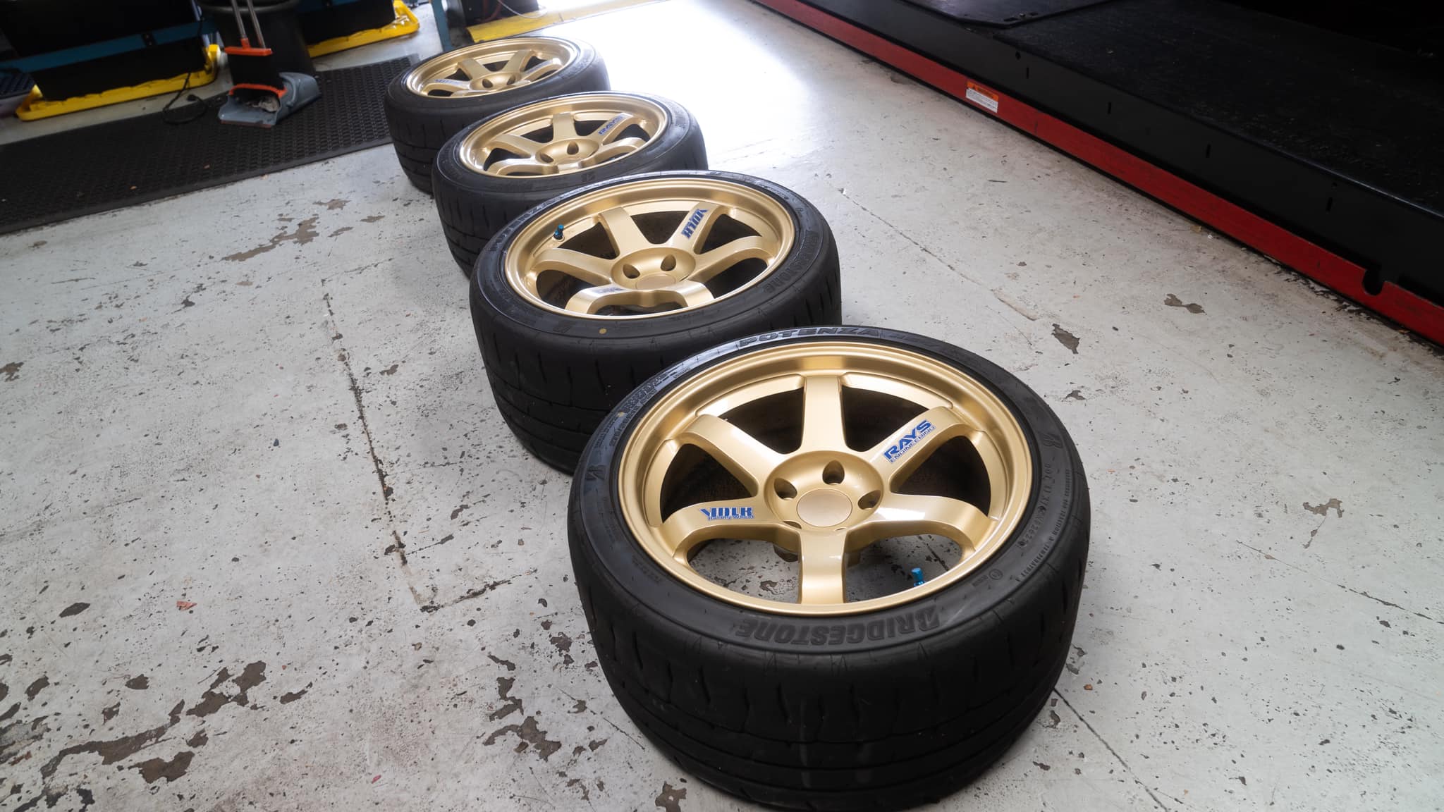OG volk TE37 for sale in Bay Area w almost brand new tires - only 