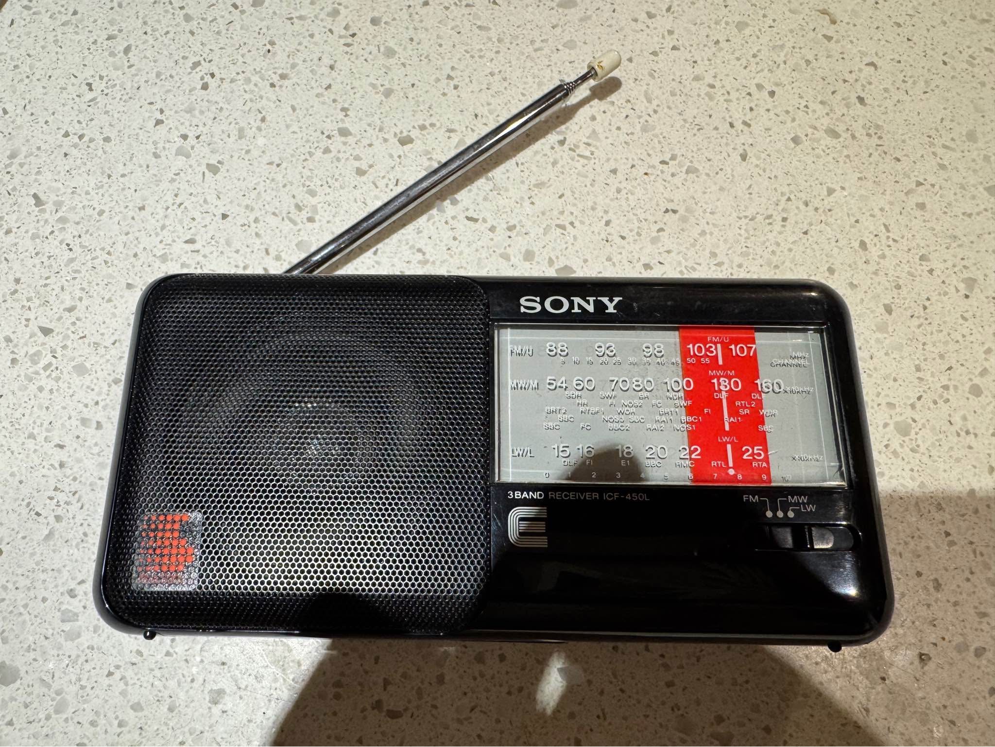 Sony ICF-5450 FM/AM 3-band receiver radio.