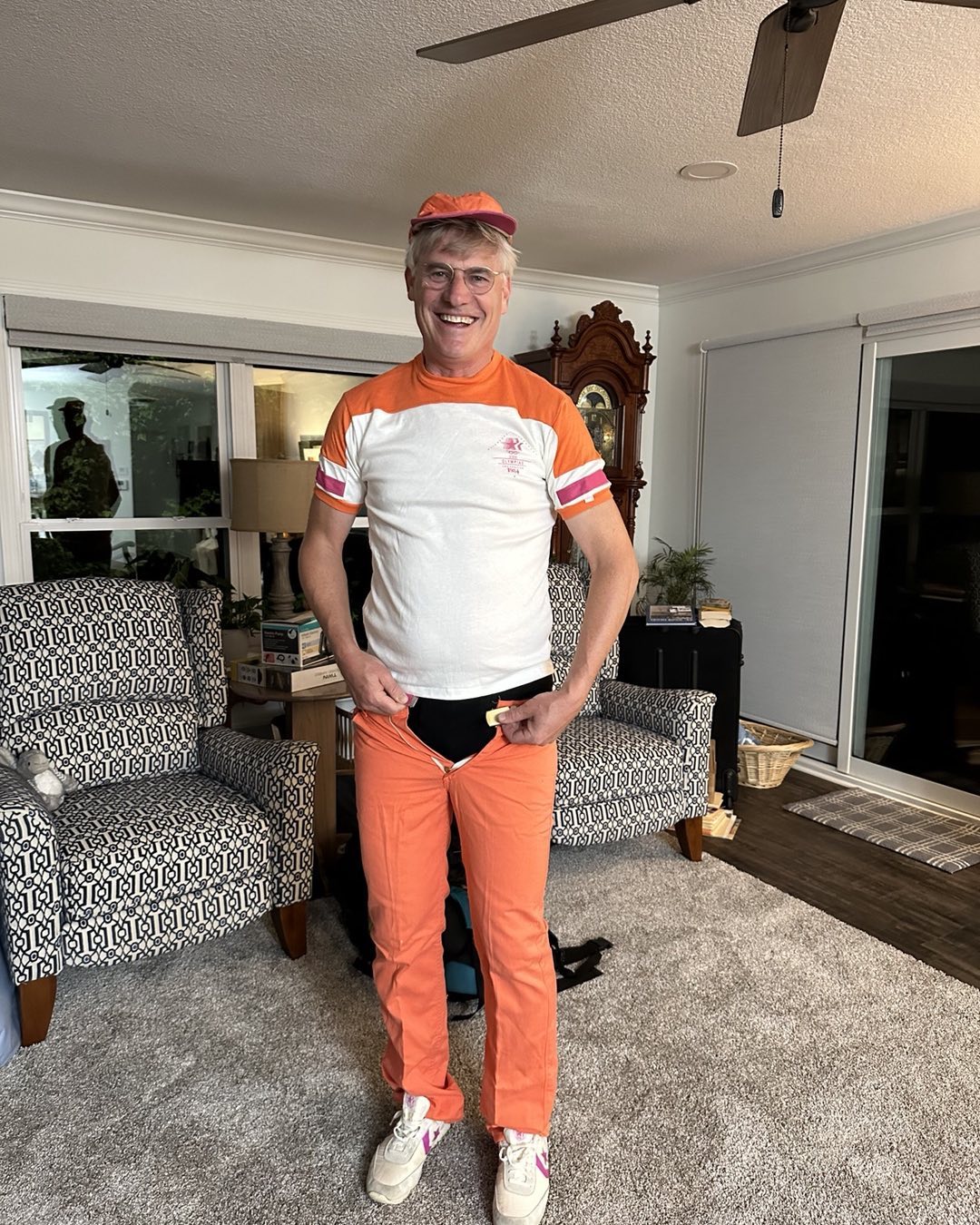 🥇 All dressed up and ready to watch the Olympics! This 