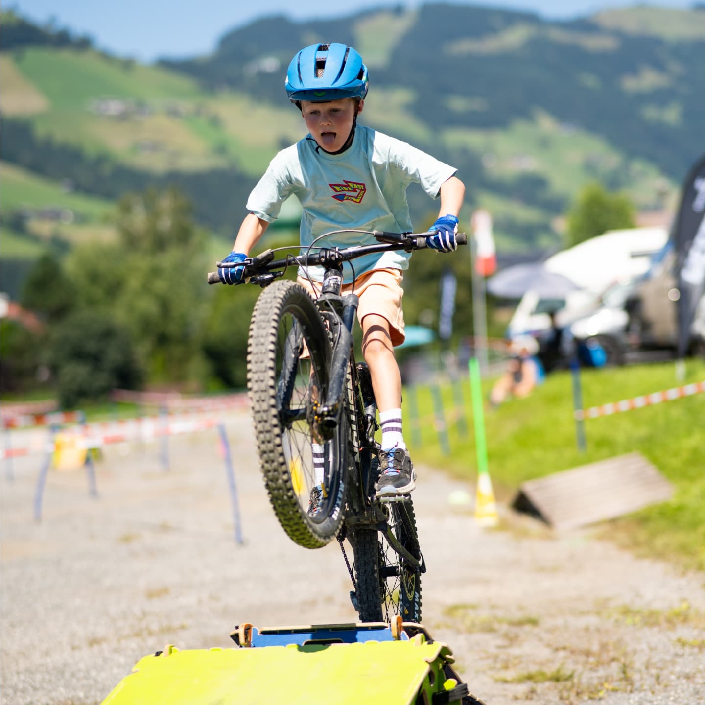 pedale passt nicht im gewinde Uinfhyknd Fahrrad Reparatur 9/16 Fahrrad Gewinde Schneiden GeräT Fahrrad Kurbel Kit Pedal Gewinde Reparatur Tap Gewinde Werkzeug Sport & Freizeit Garcia Paellas FSA Ultracork Lenkerband Lenkerband Color:as picture showed