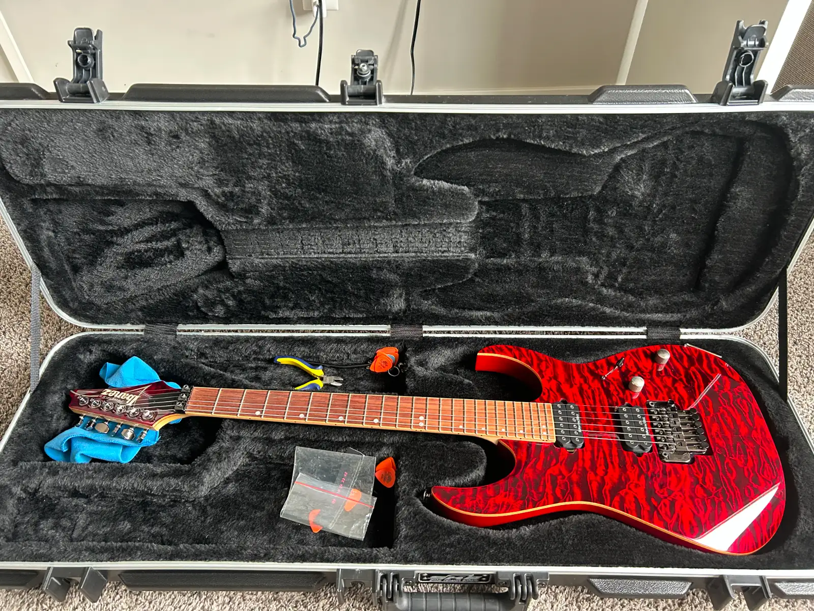 Should I buy the Ibanez Premium RG920QMZ?