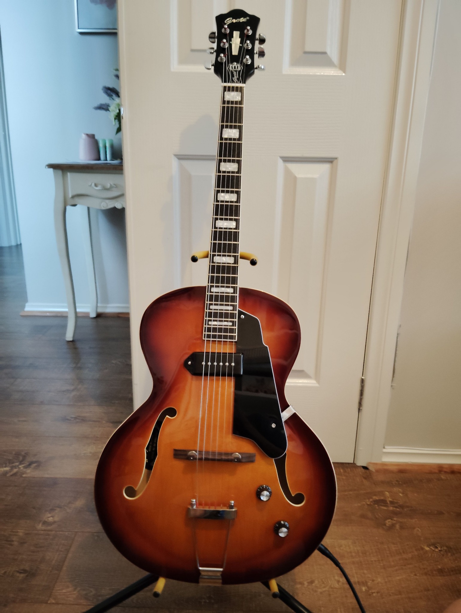 Grote archtop guitar with P90 pickup review