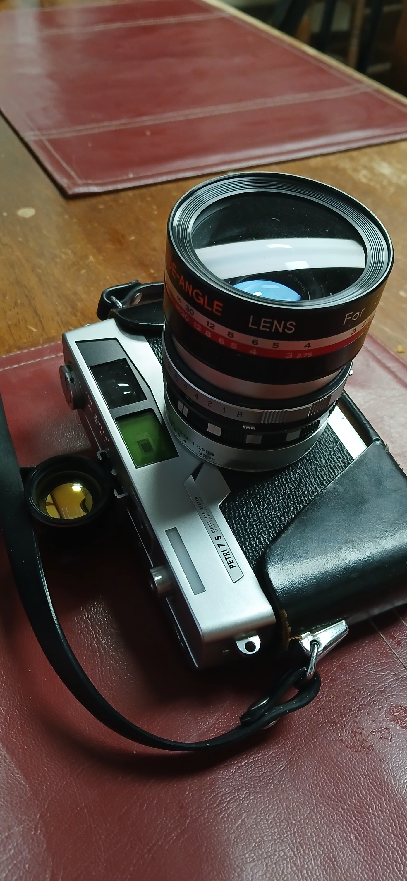 Petri 1.8 color corrected camera