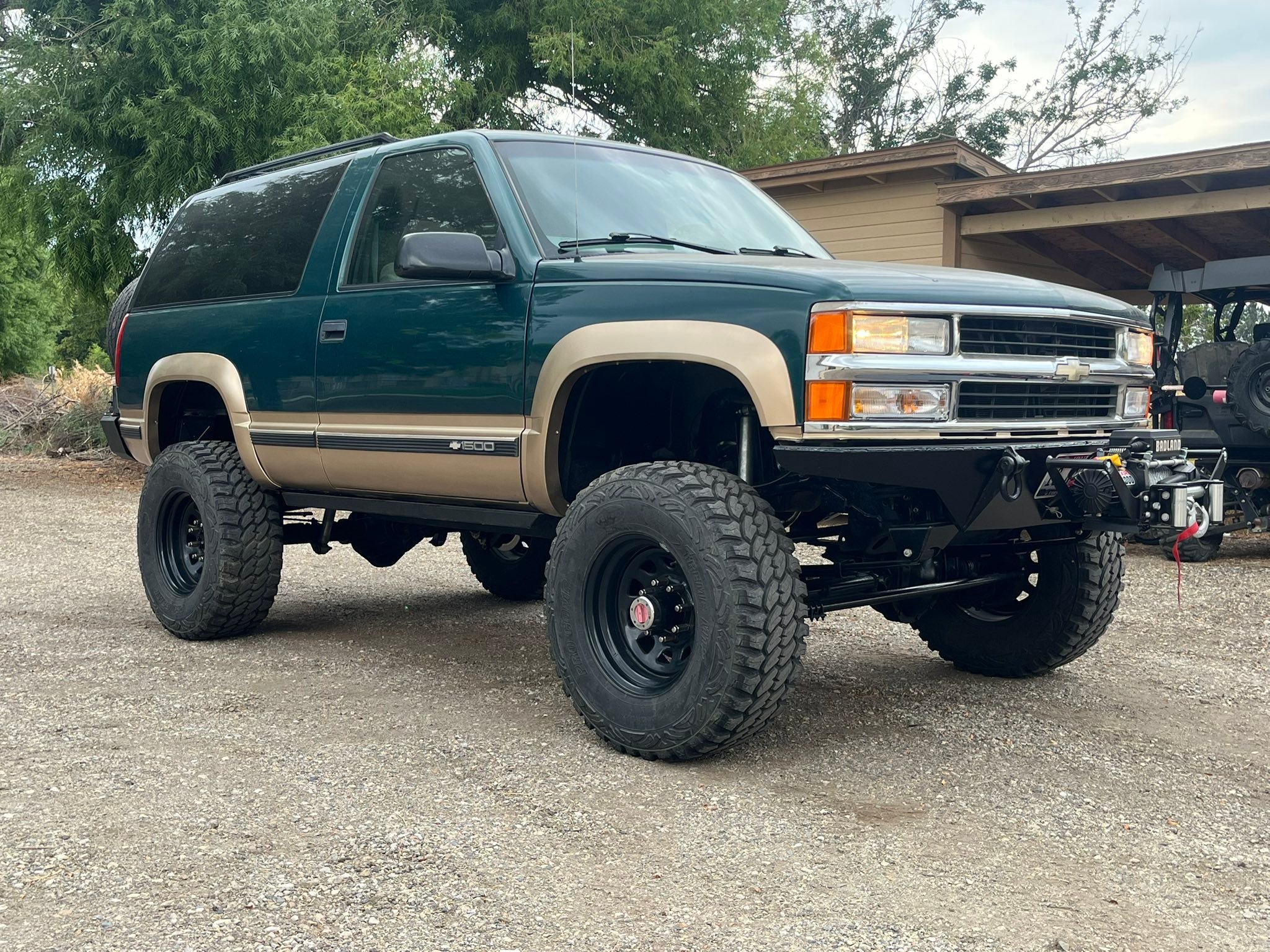 Here is my 97 2 door Tahoe (base model with matt floors and crank 