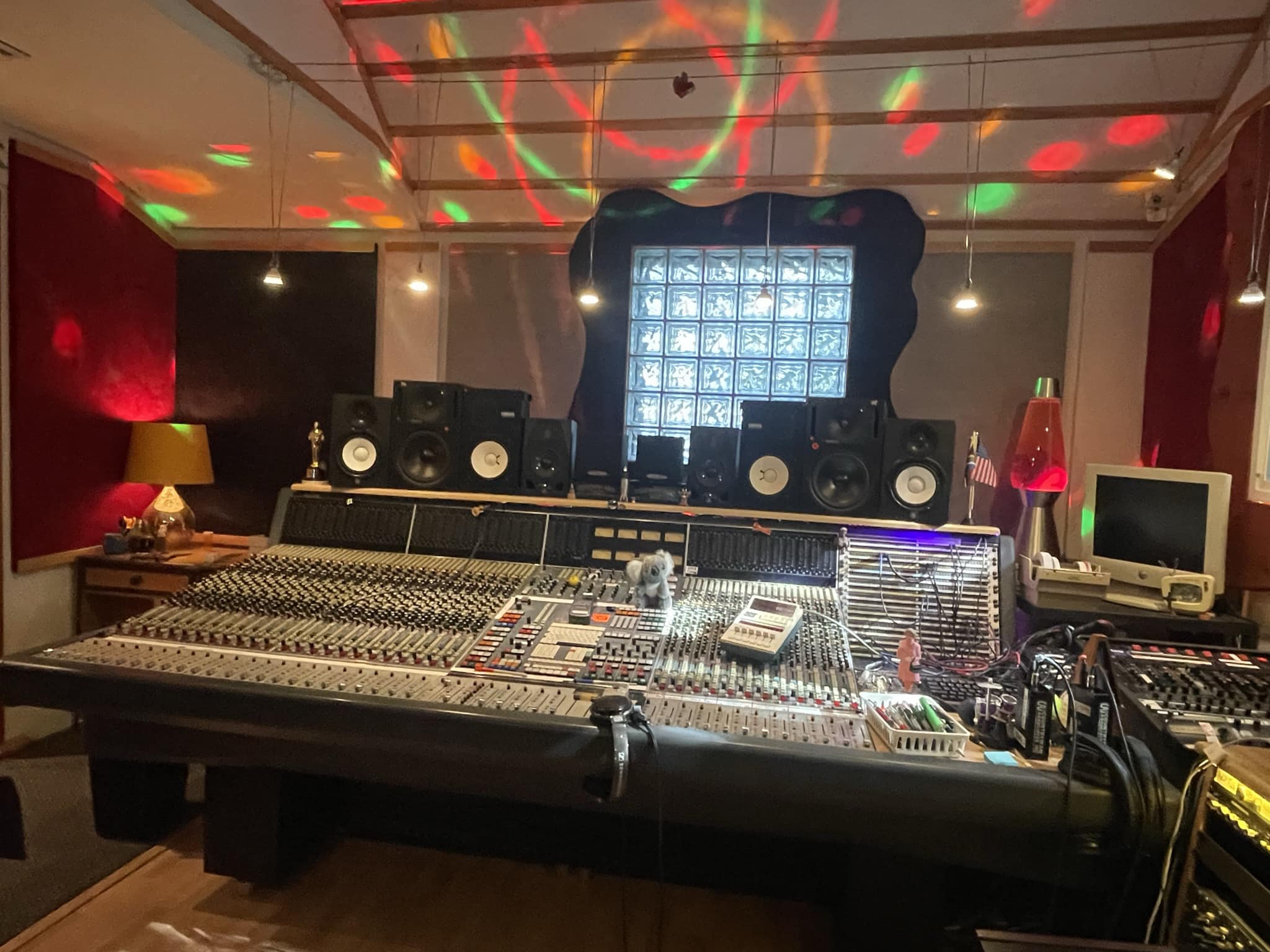 Neve VR A40015 Console for Sale in California