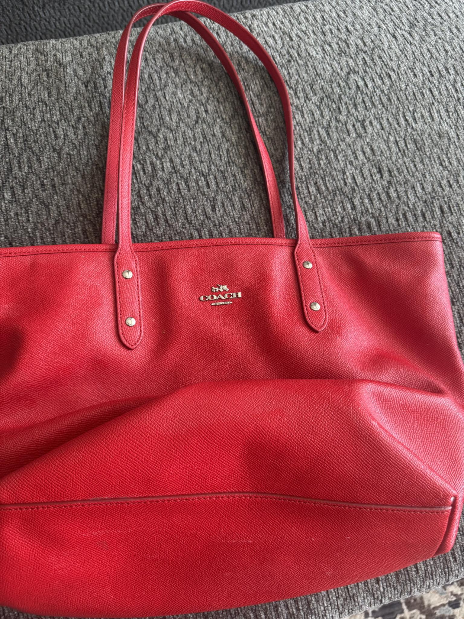 Vintage Coach Soho Mini Hobo Bag • A3K-6351 • January 2003 