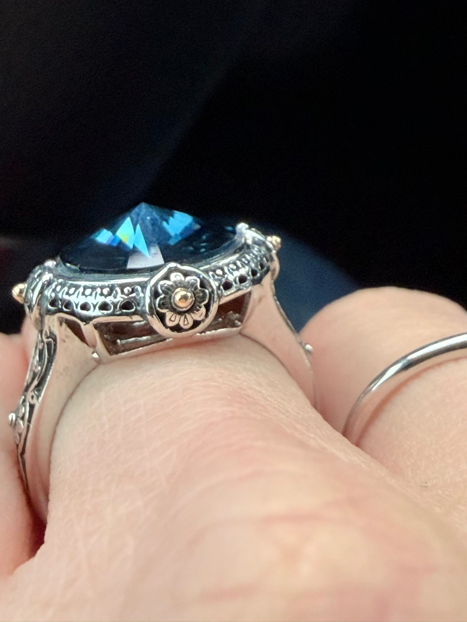 What is this vintage ring with 14k stamp?
