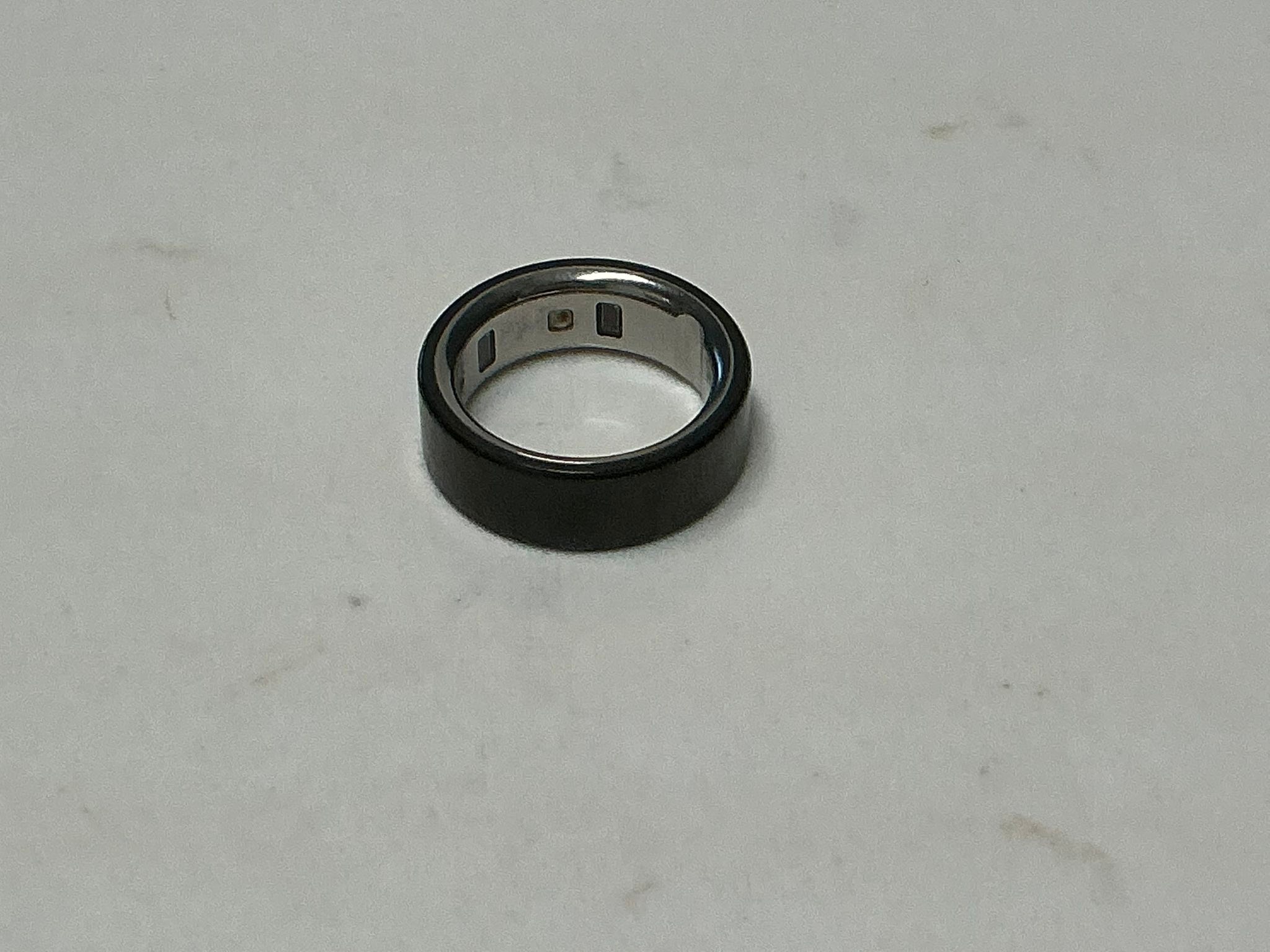 Oura Ring 4, Brushed Silver, Size 11, Excellent Condition