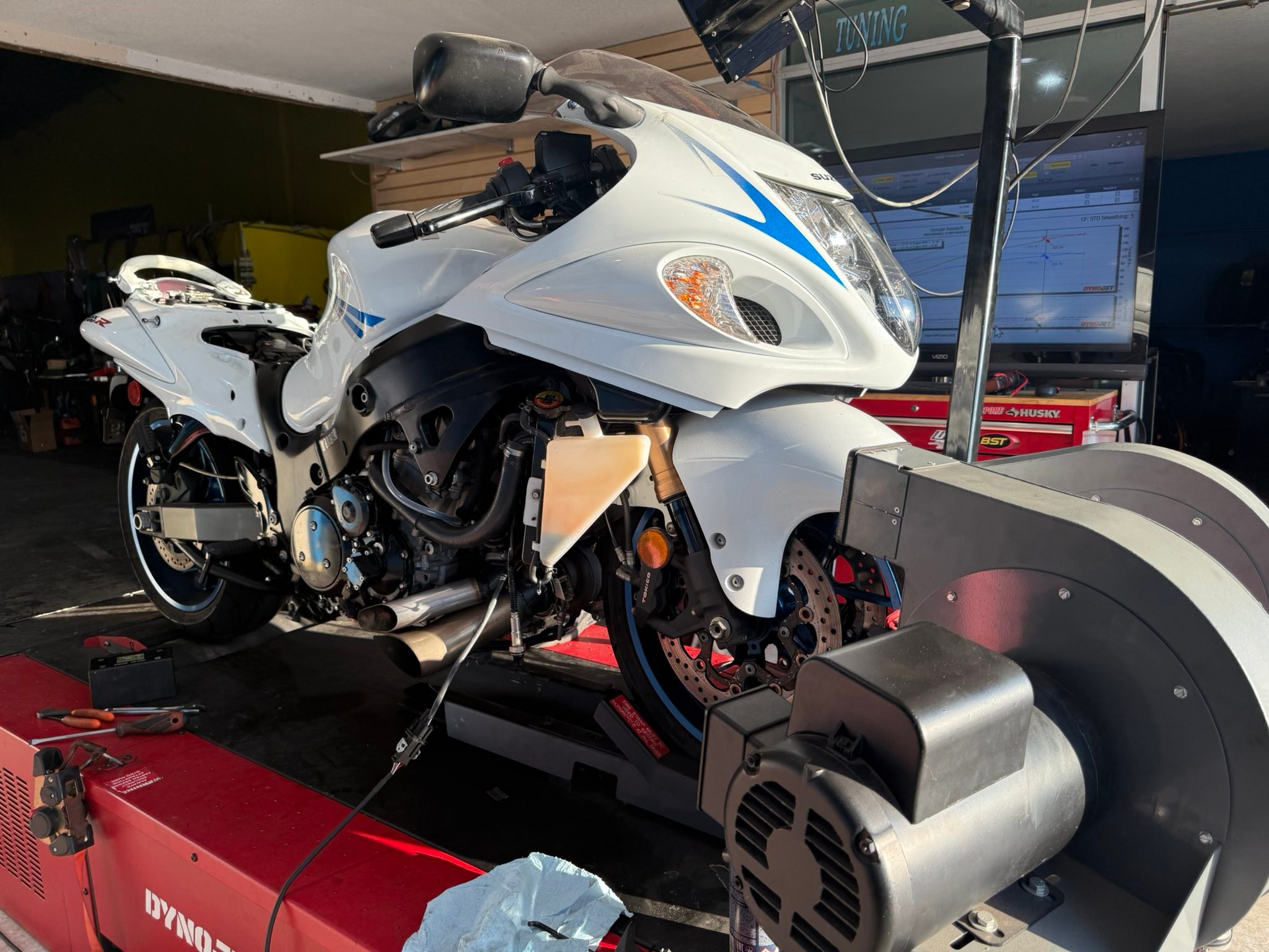 ※mmmoon We got our hands on the 2026 Hayabusa and immediately did the (2