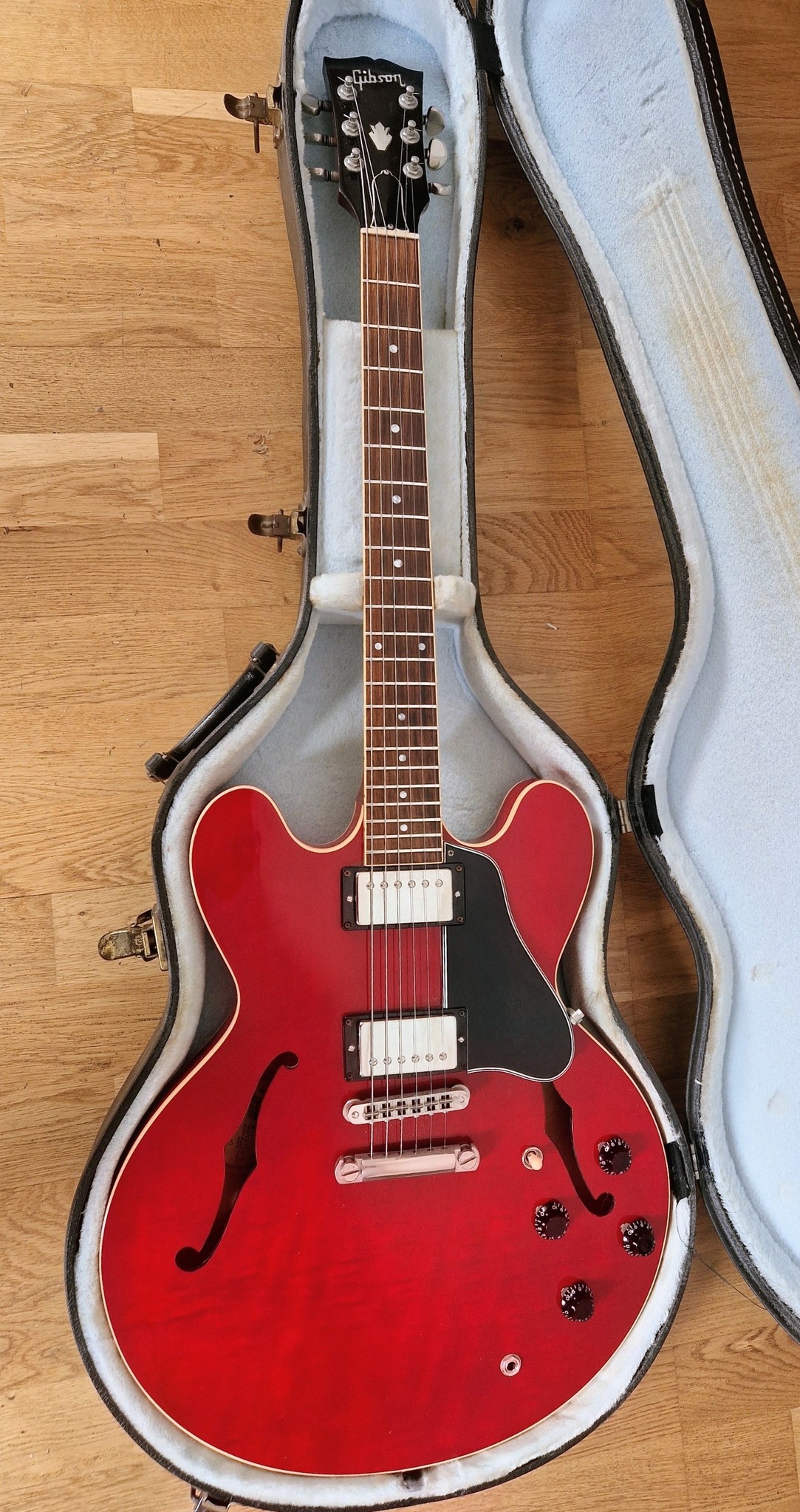 First ES-335 guitar purchase, a 2001 Nashville in Root Beer
