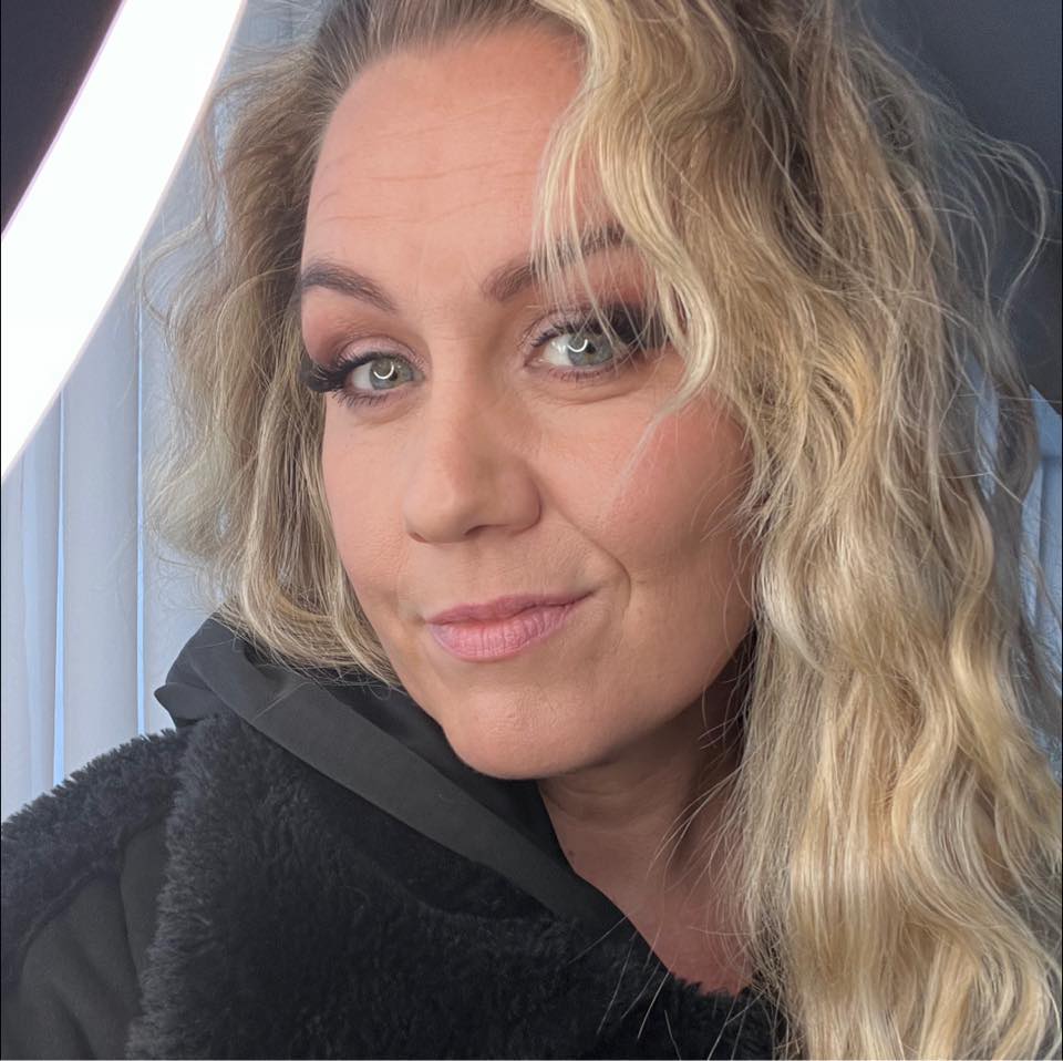 Gunnella - Elskur 💖 svona töfrar gerast þegar þú færð förðun frá ...