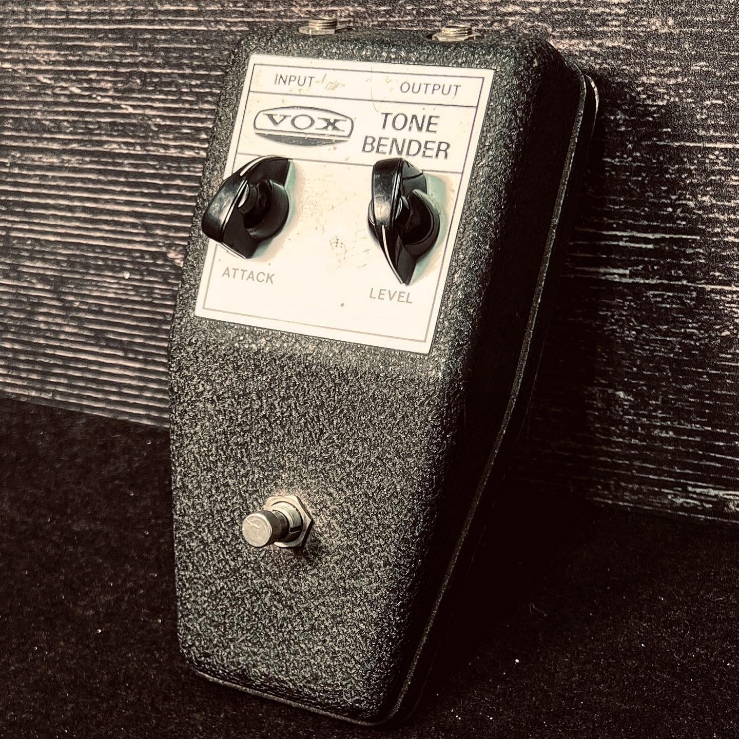 Played by the likes of Jimmy Page and Jimi Hendrix, this pedal