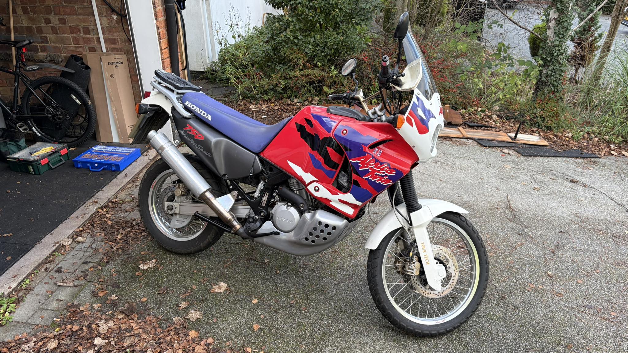 First motorcycle purchase, a 1998 ZX9R, at 21 years old