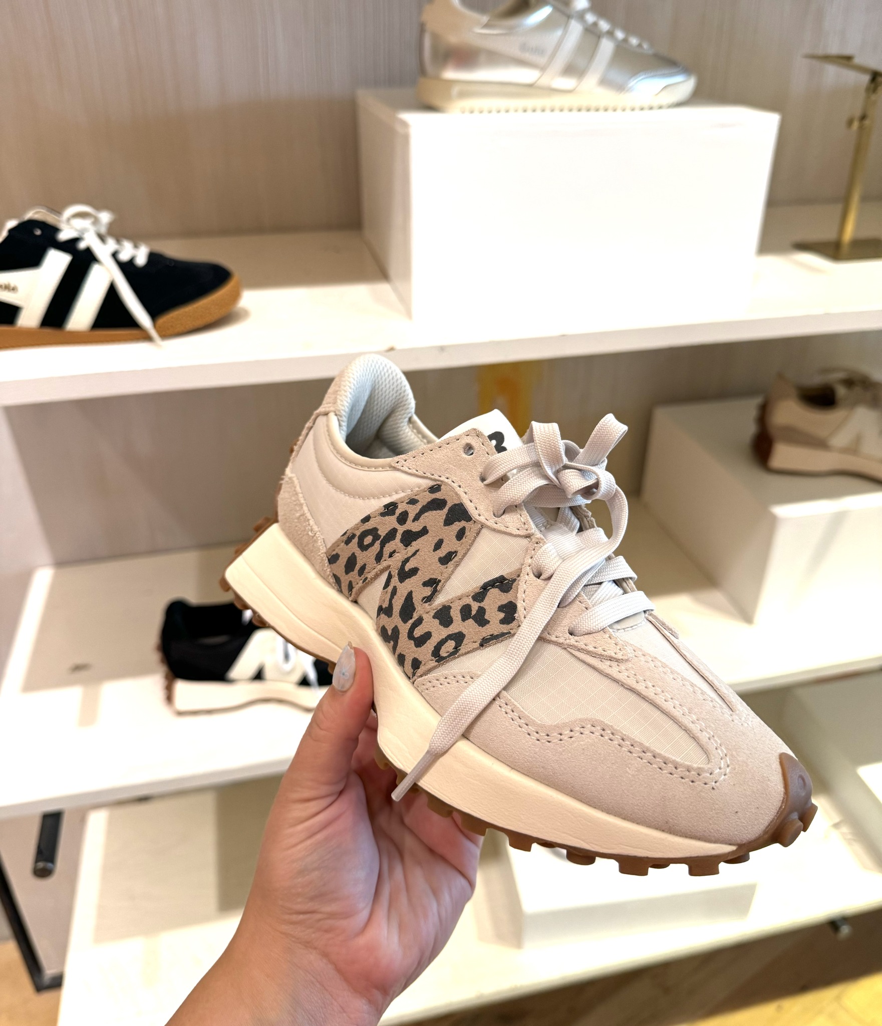 😍Shoes are my love language - especially when they're just $2!! 👇