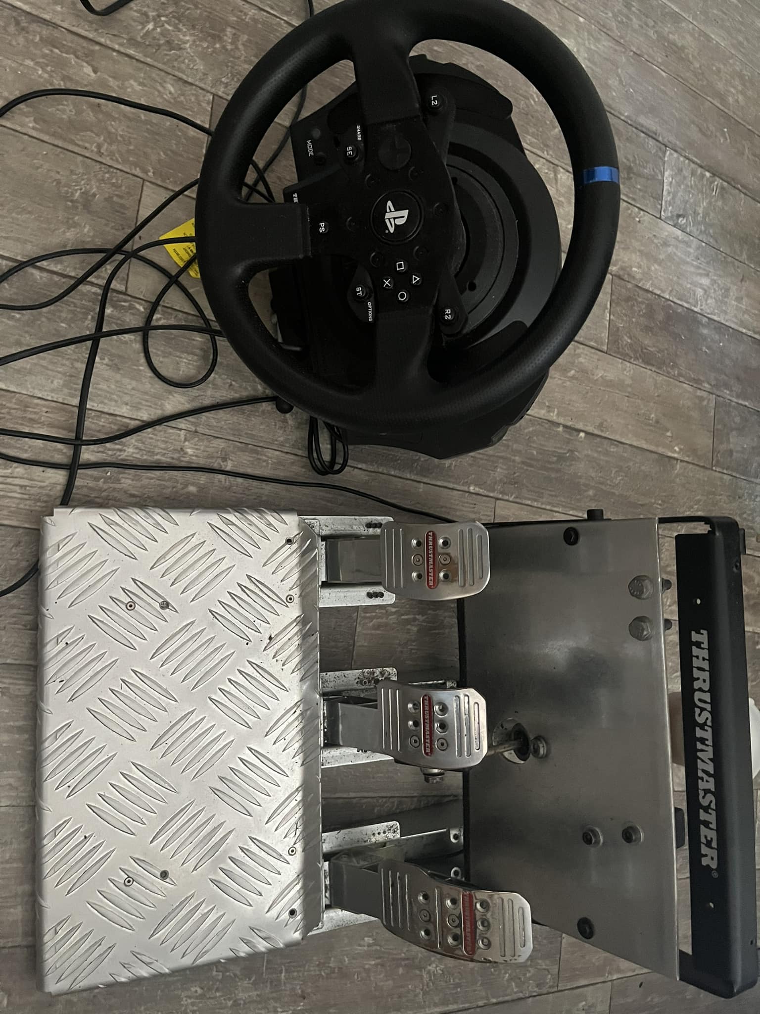Selling my Thrustmaster T300rs set with Thrustmaster TH8S Shifter set
