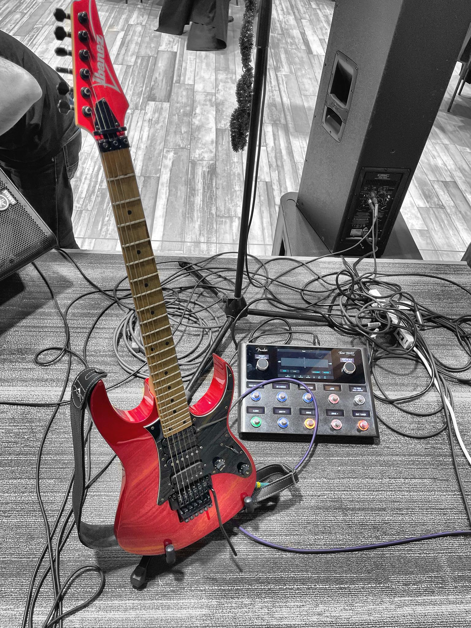 1989 RG550 all original in its glory! 🤘 Five Alarm red