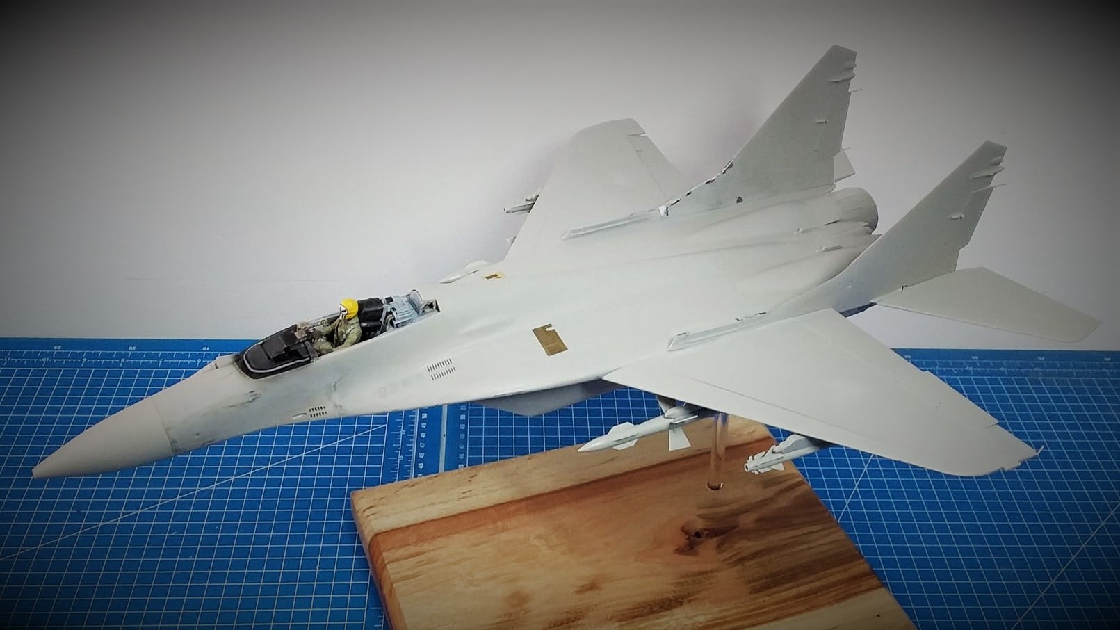 Modified Trumpeter 1/32 Mig-29M model kit