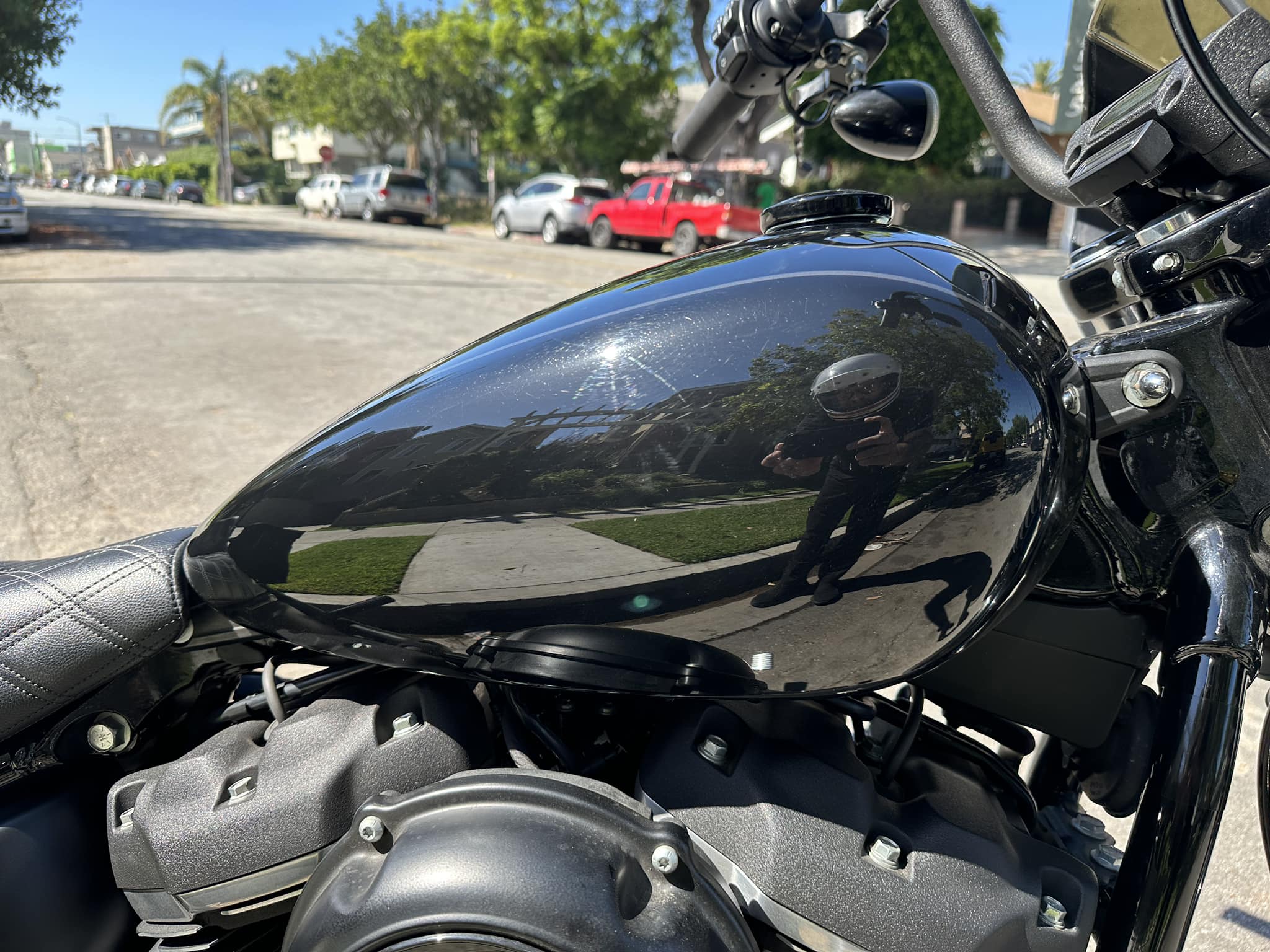2024 Vivid Black Street Bob gas tank raise examples needed