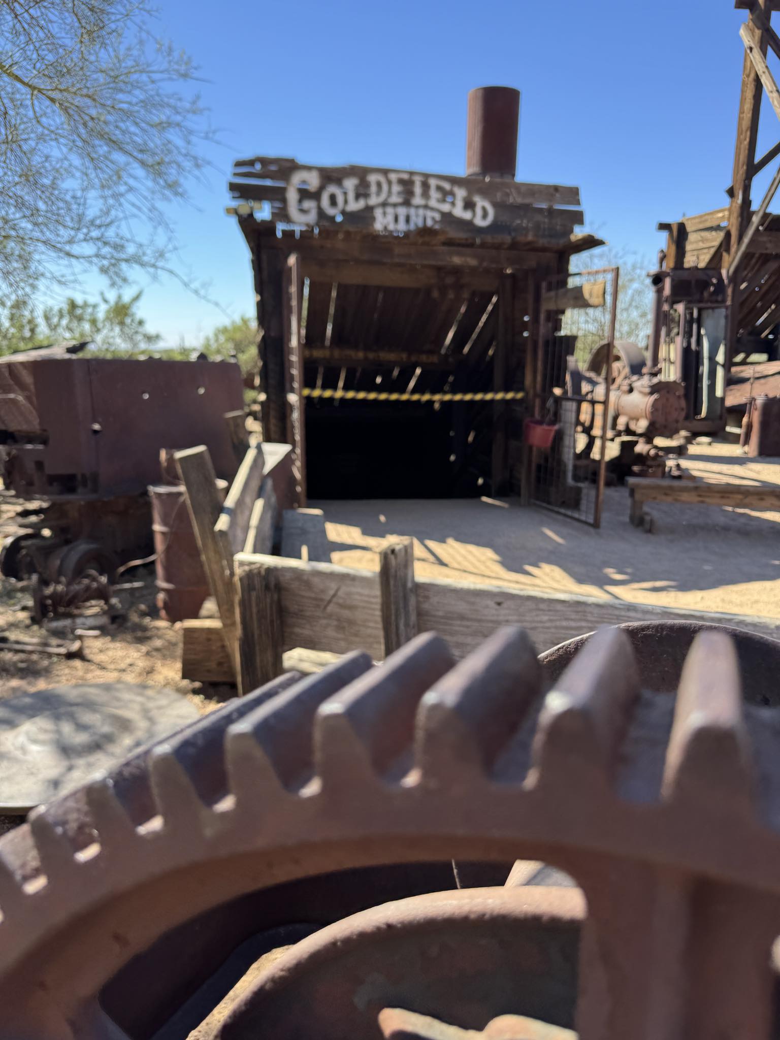 Jeff - Lost Dutchman's Gold Mine Found ??? - DesertUSA The 