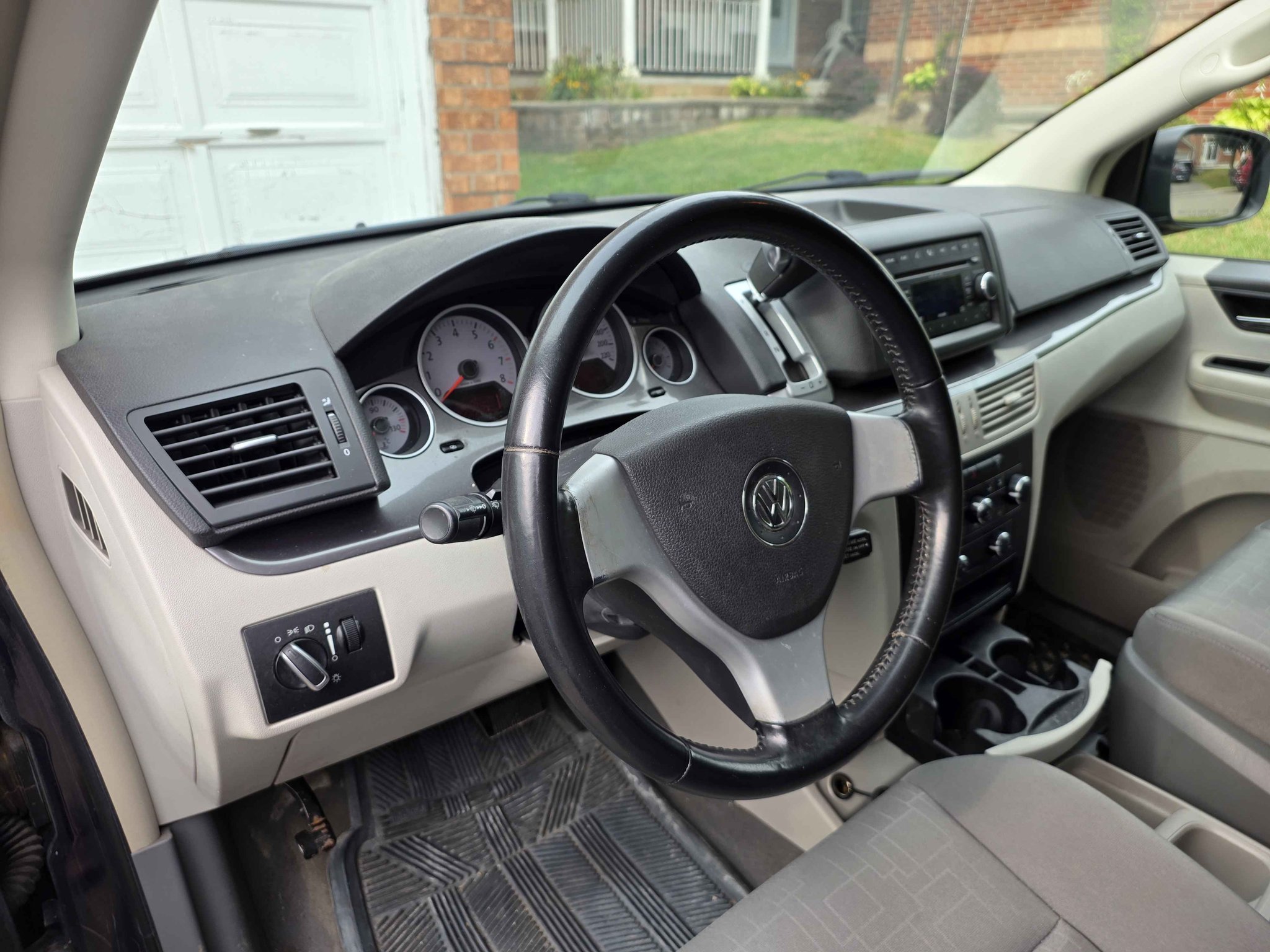 2011 Volkswagen Routan Receiver. WIRELESS IGNITION RECEIVER; Routan; w