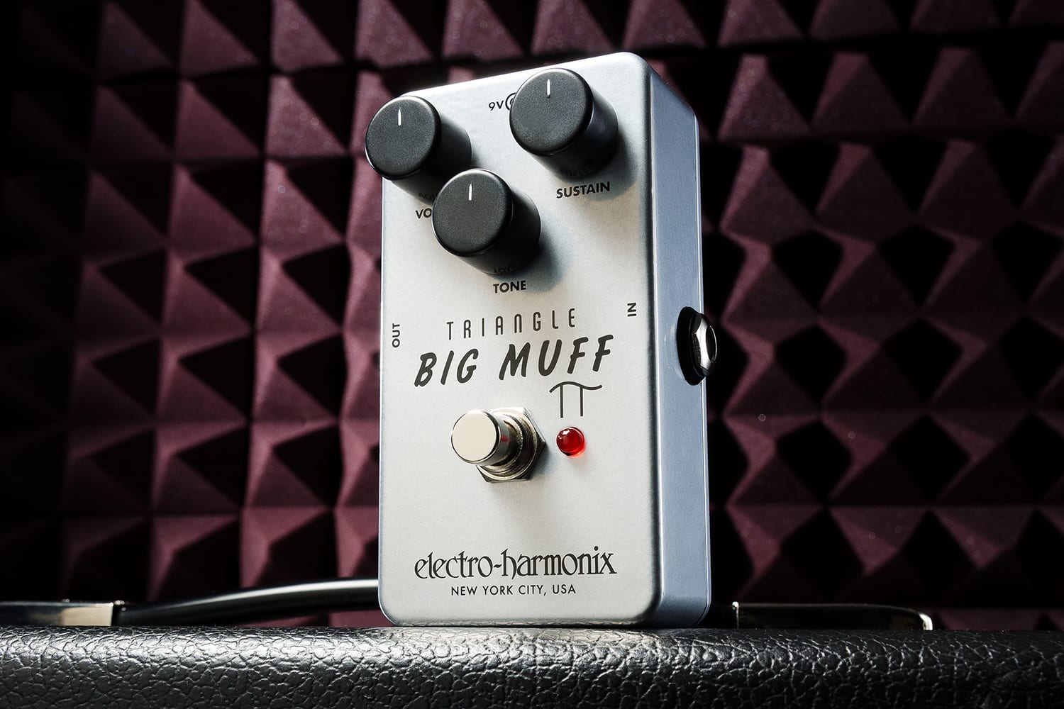 What are good Big Muff clones for bass with blend control?