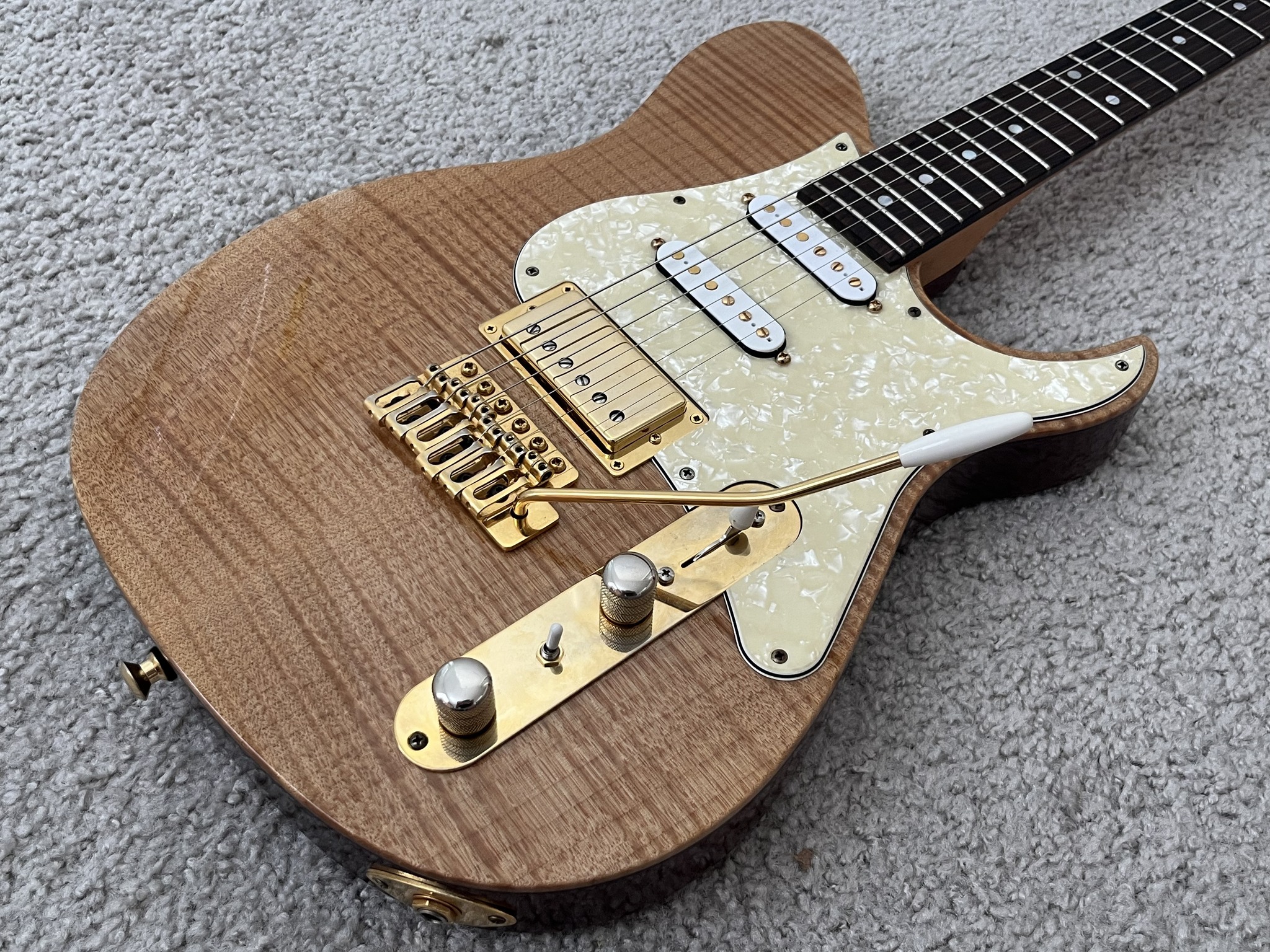 Yamaha Pacifica 112v modded with Seymour Duncan JB and Quarter