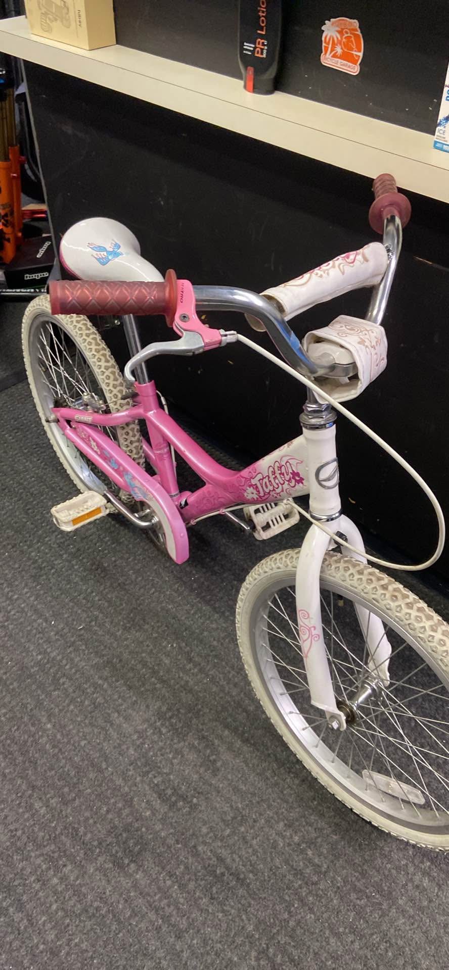 schwinn bicycle baskets BASKET FOR GIRLS BIKES & OTHERS NEW Includes a detachable shoulder X-SMALL Suitable for:AMAK00037 AGV Pista GP-RR Italia
