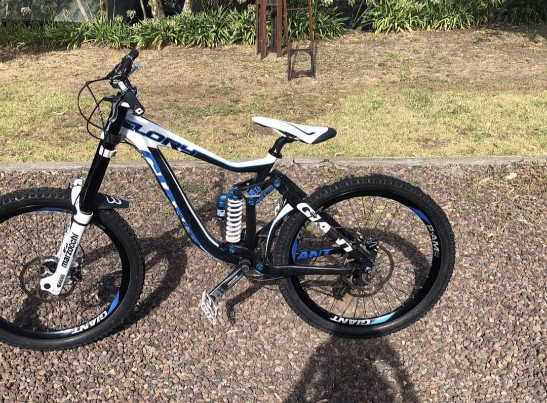 Will a Bafang BBSHD fit on a 2012 Giant Glory 2 frame?