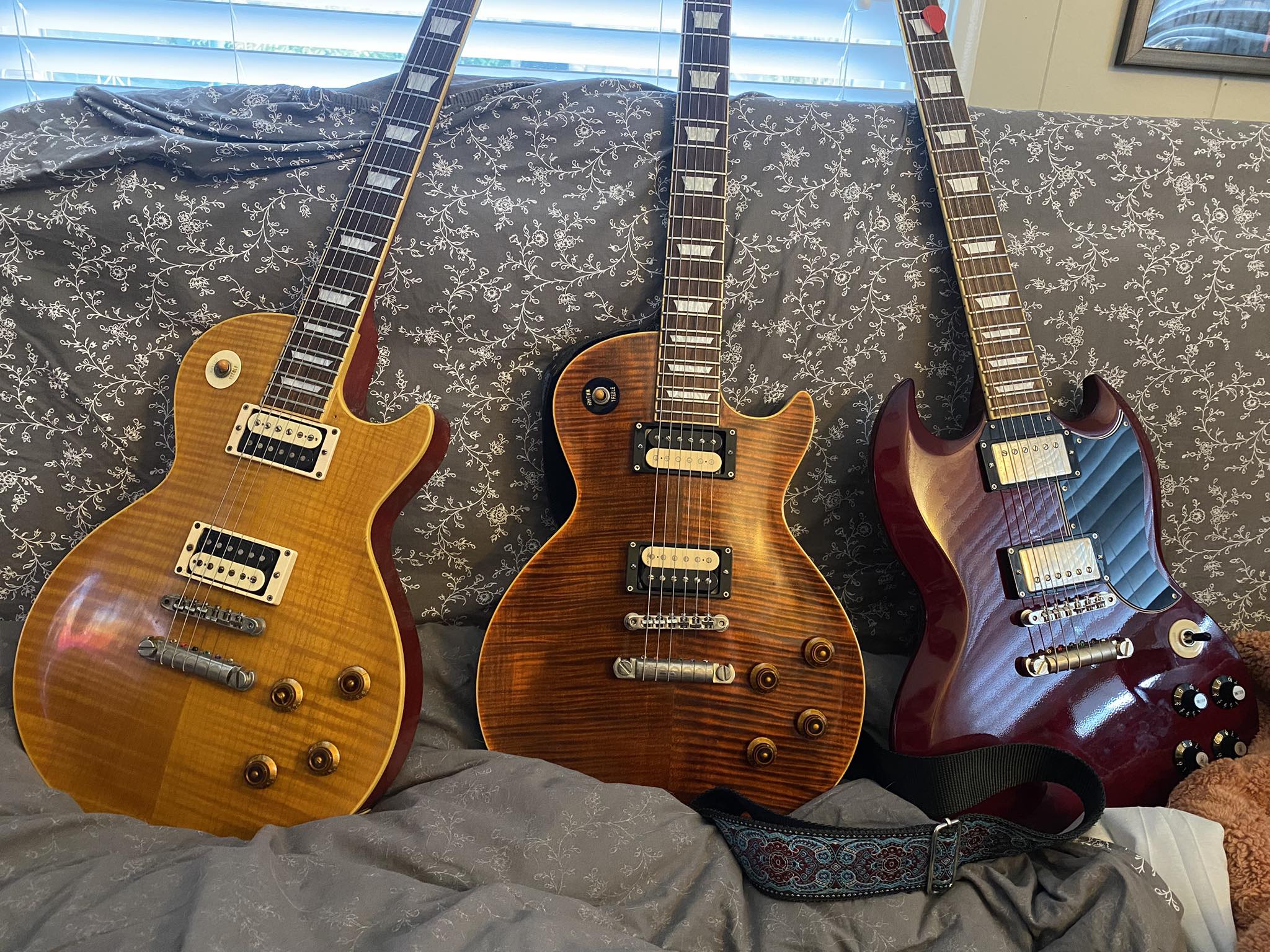 New guitar day: 2010 Edwards E-AN-137FR Antelope!