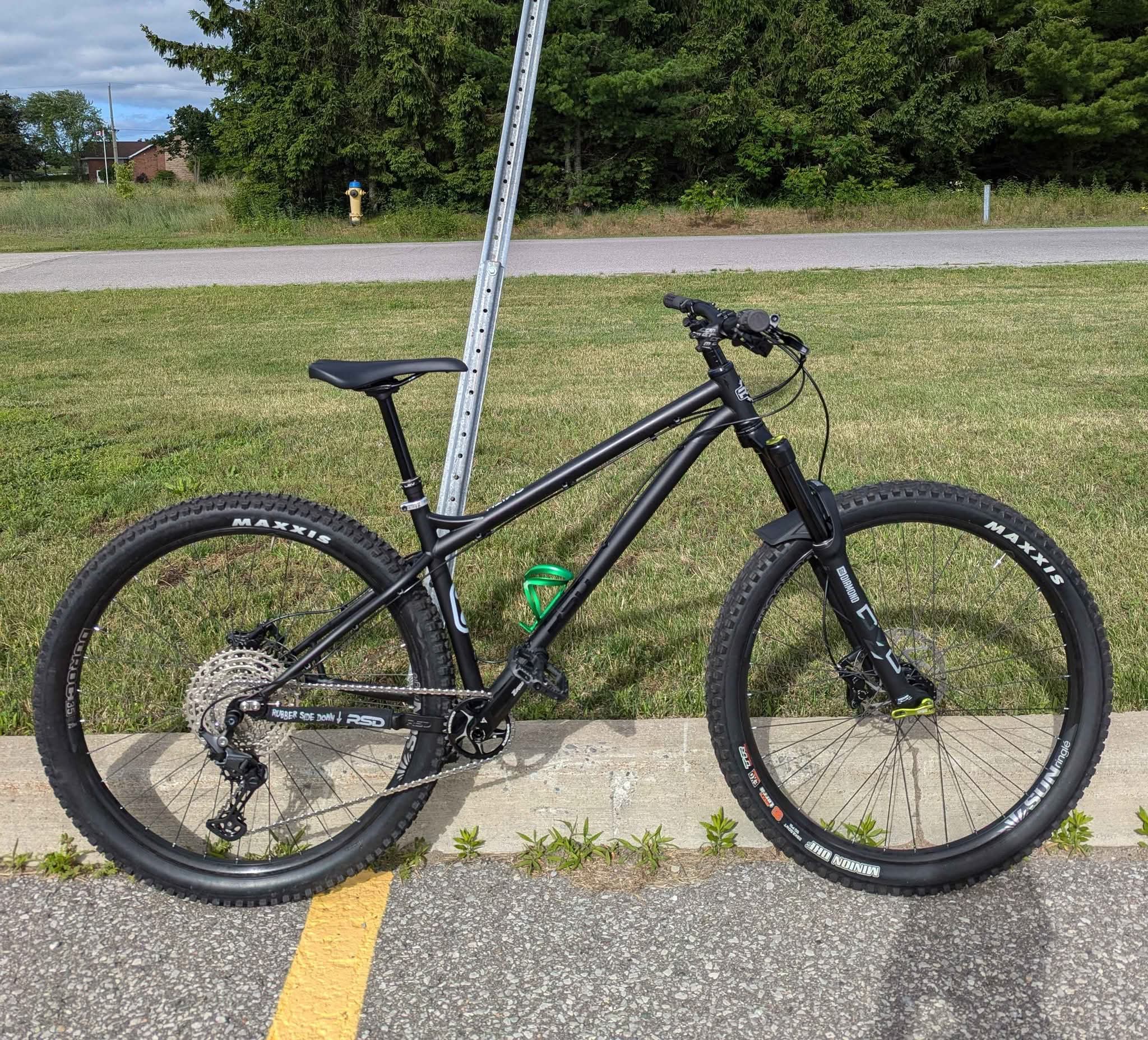 RSD Middle Child 29er Bike for Sale with Chromo Frame and Stealth 