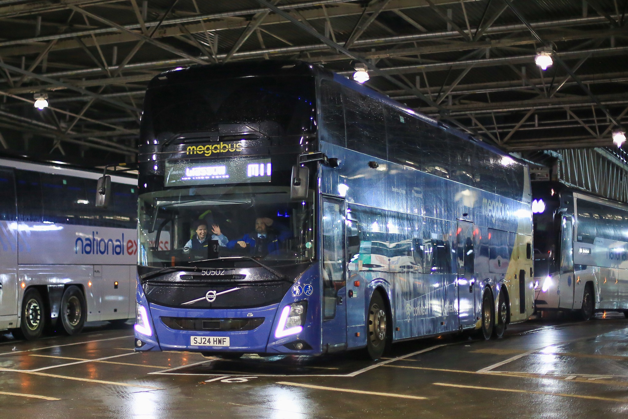 Friends of Buses and Coaches | Stagecoach 50504 prepares to leave ...