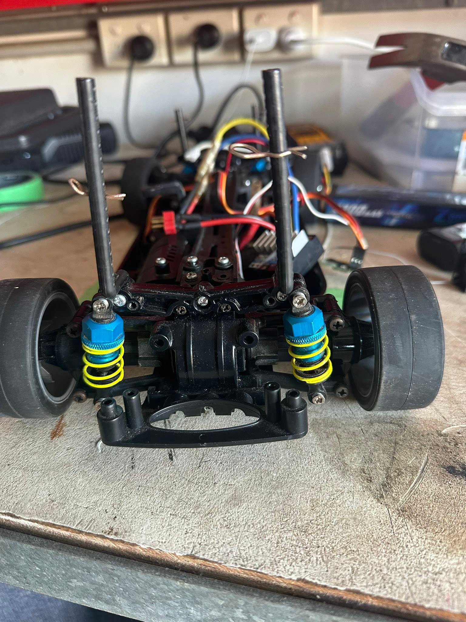 Does anyone here have the 3 Racing M-Chassis conversion kit on